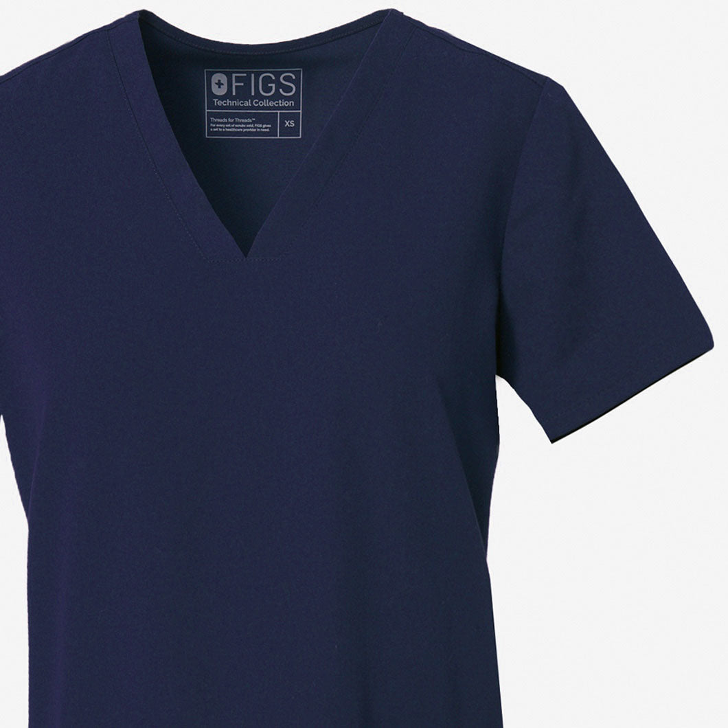 Casma Three-Pocket Scrub Top™ - 27