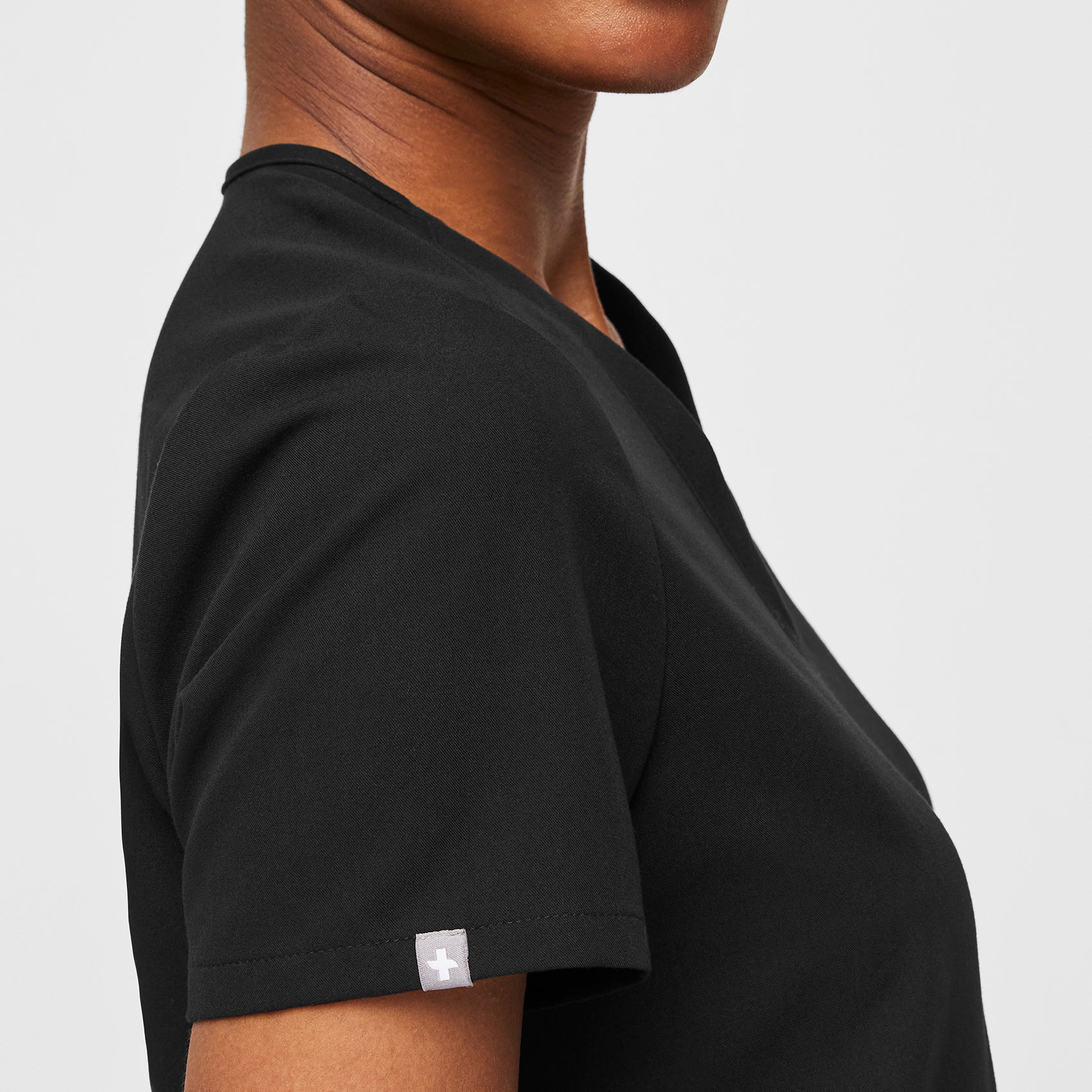 Casma Three-Pocket Scrub Top™ - 12