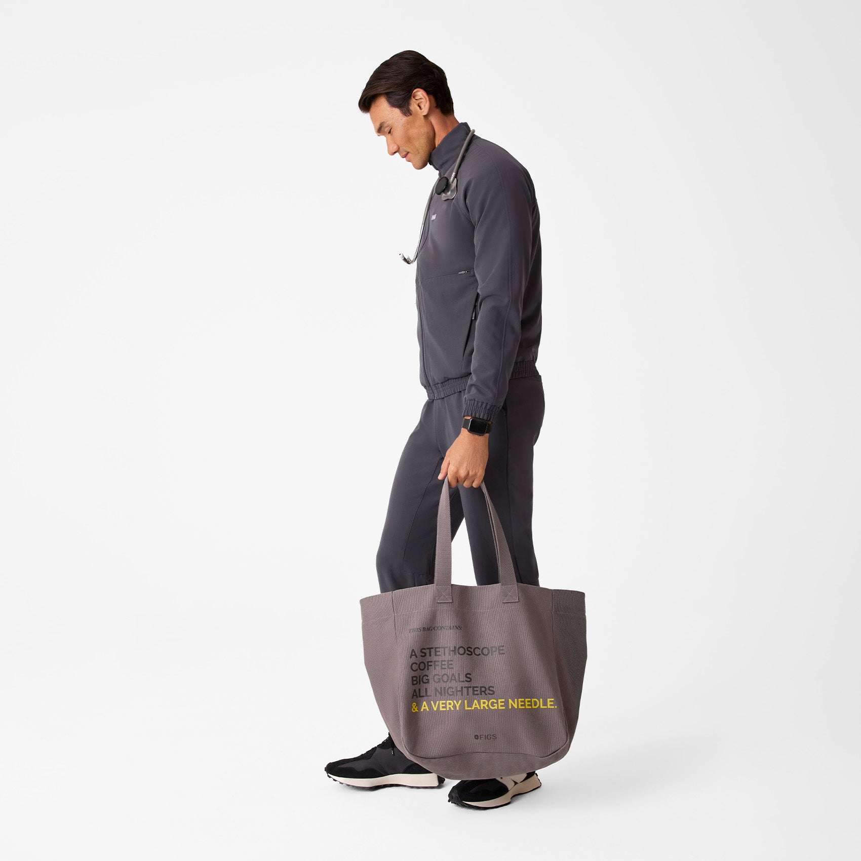 A Very Large Needle Detachable Strap Tote - 39