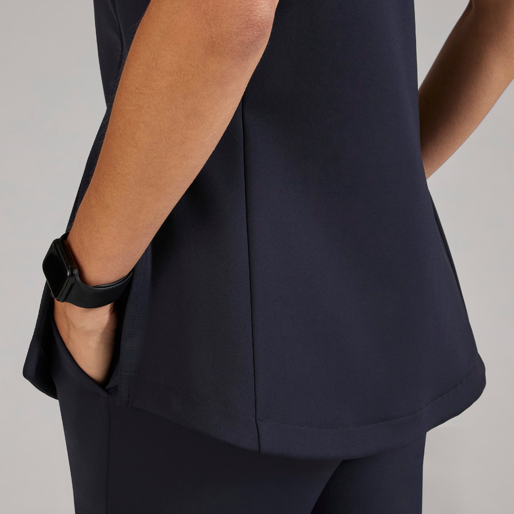 Alma Slim Crewneck Tunic Scrub Top - 16