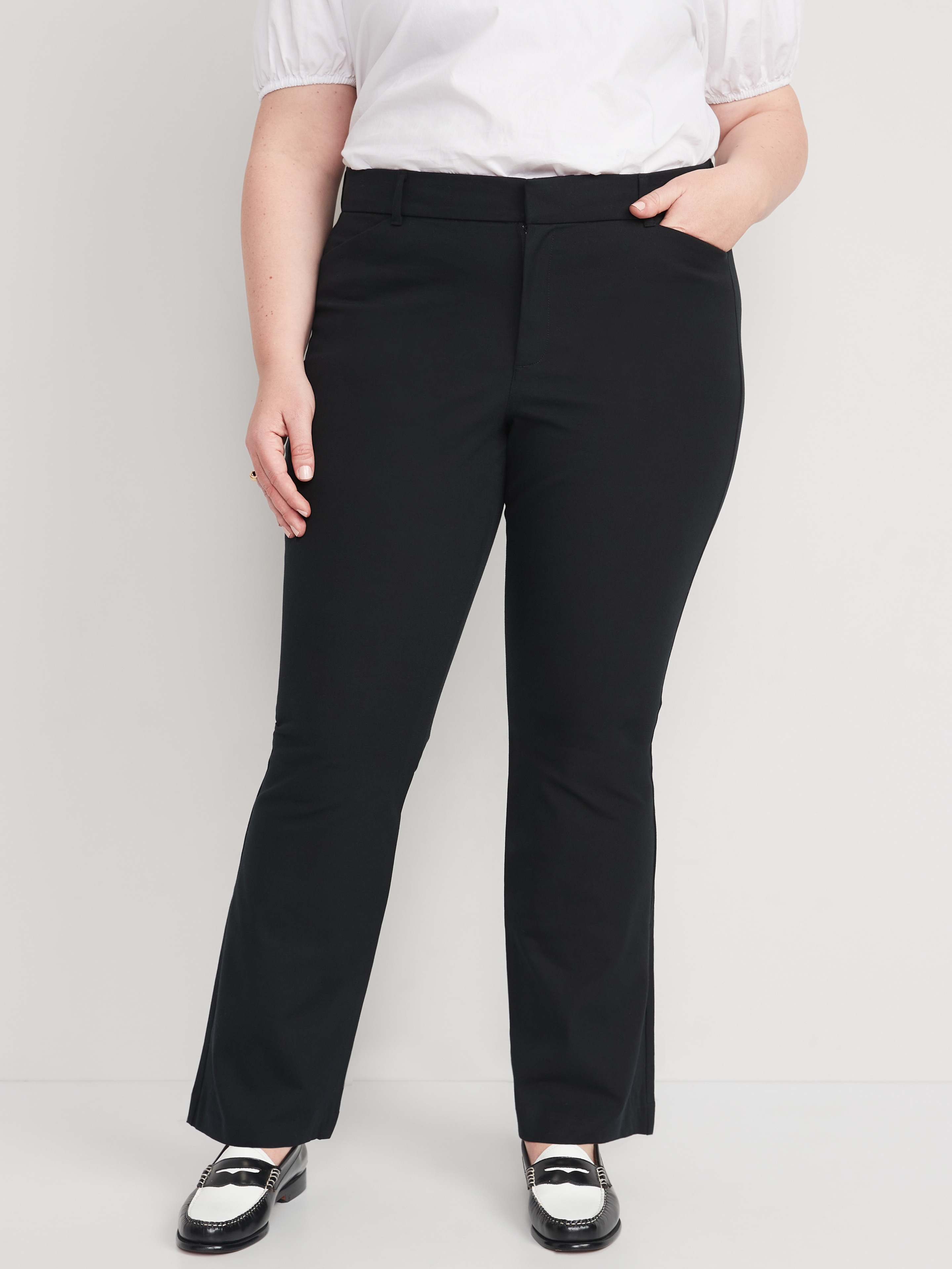 High-Waisted Pixie Flare Pants - Black - 7
