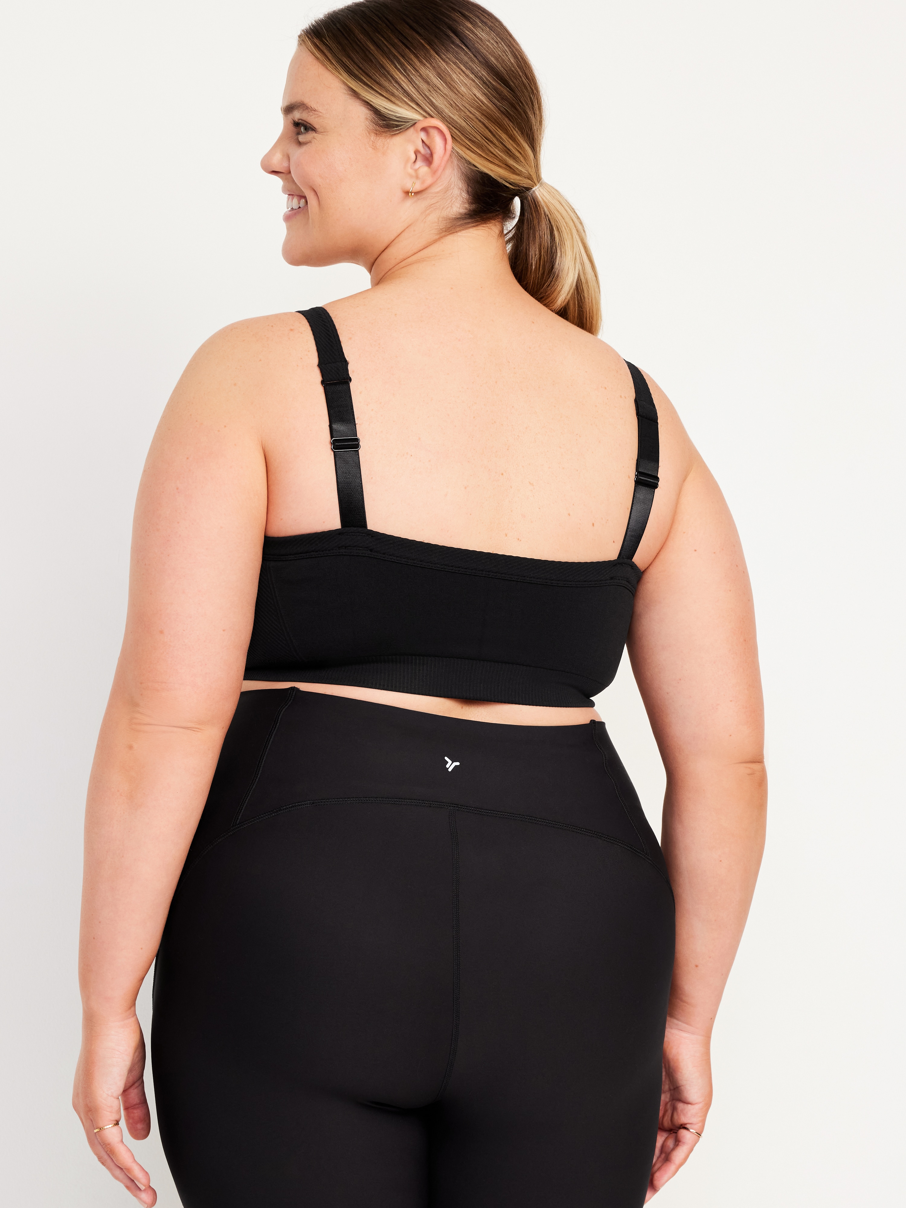 Light Support Fluid Seamless Ribbed Sports Bra - Black Jack - 8