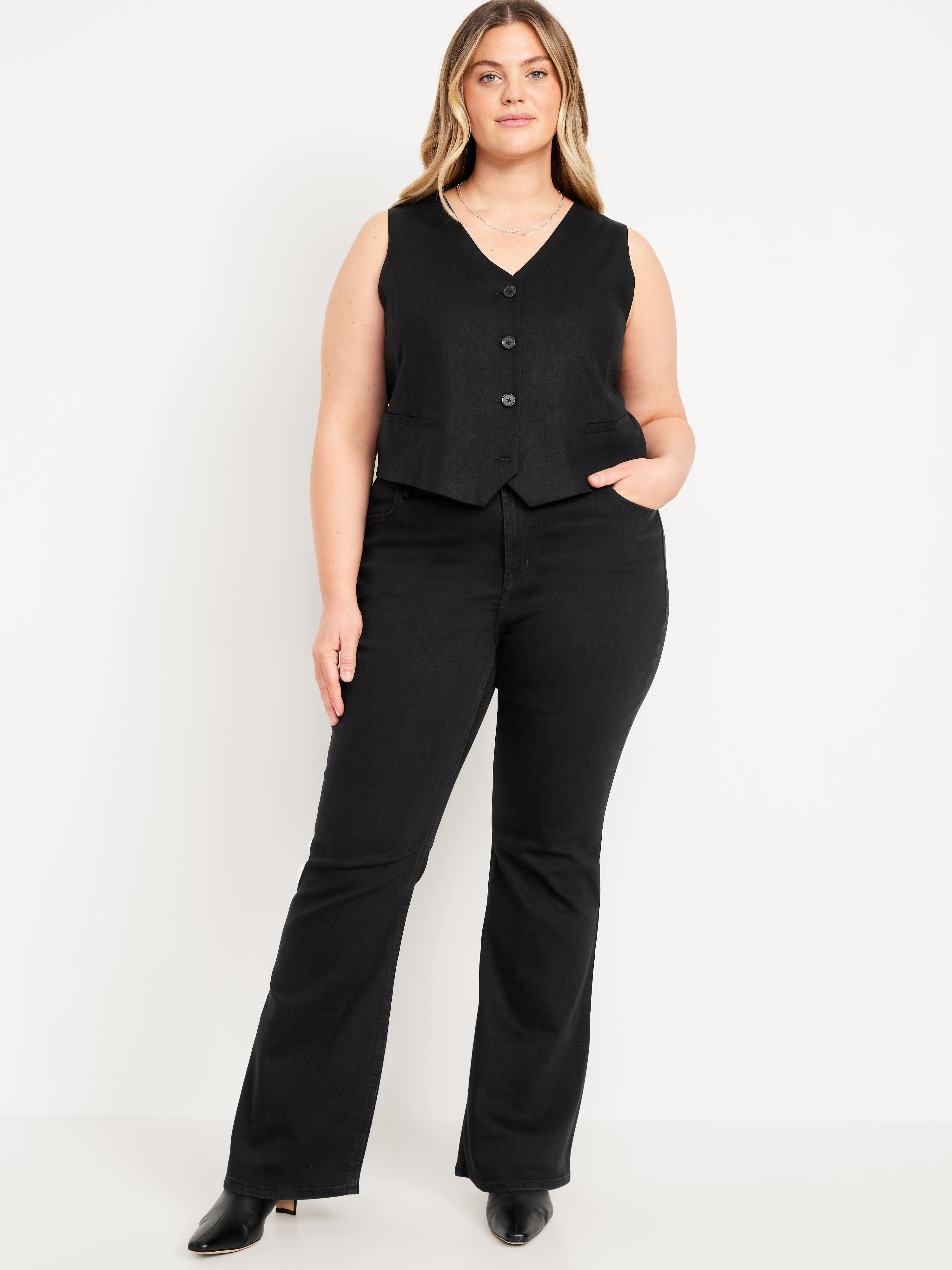 High-Waisted Wow Flare Jeans - Black Jack - 6