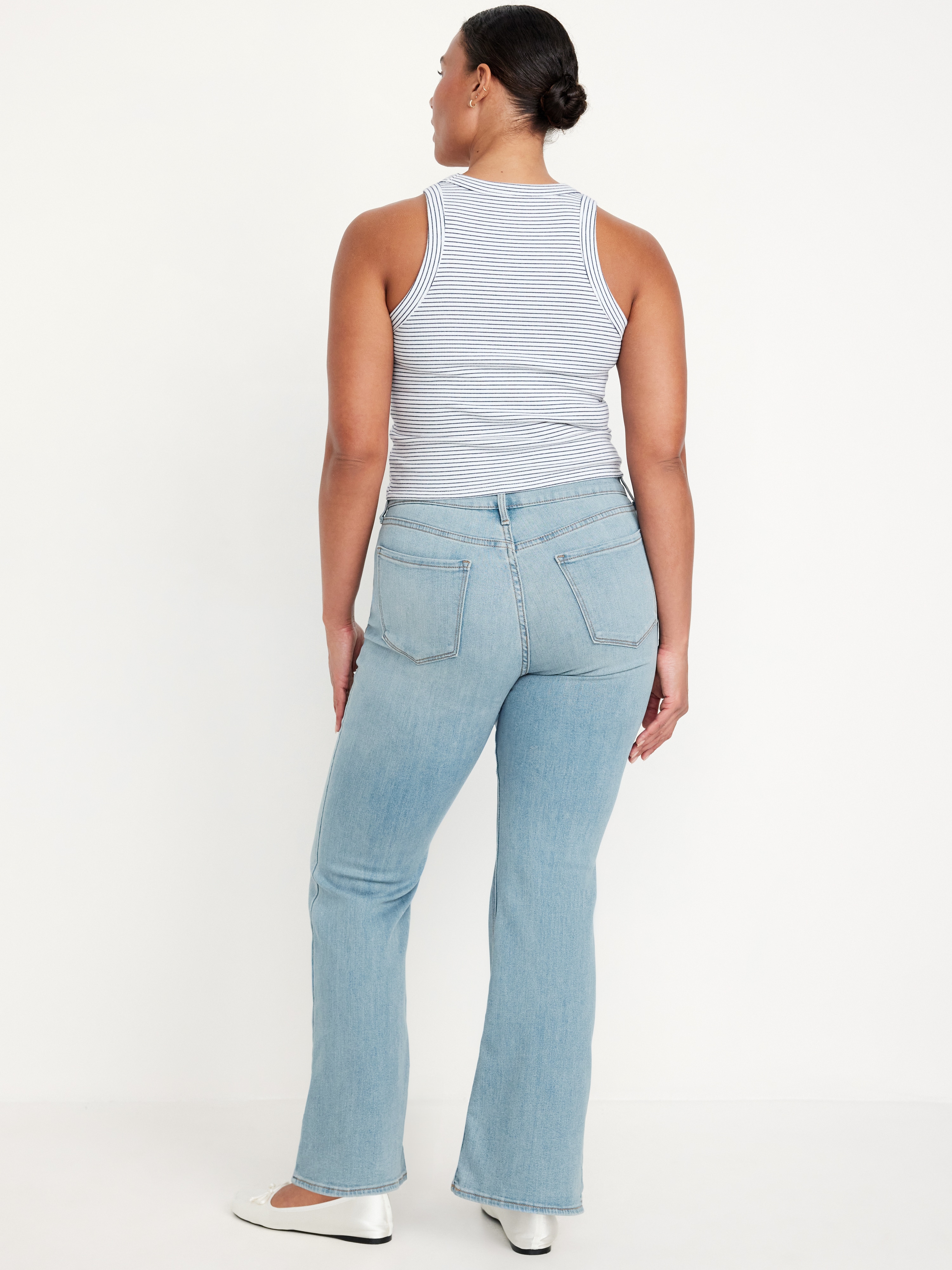 High-Waisted Wow Flare Jeans - Light Wash - 6