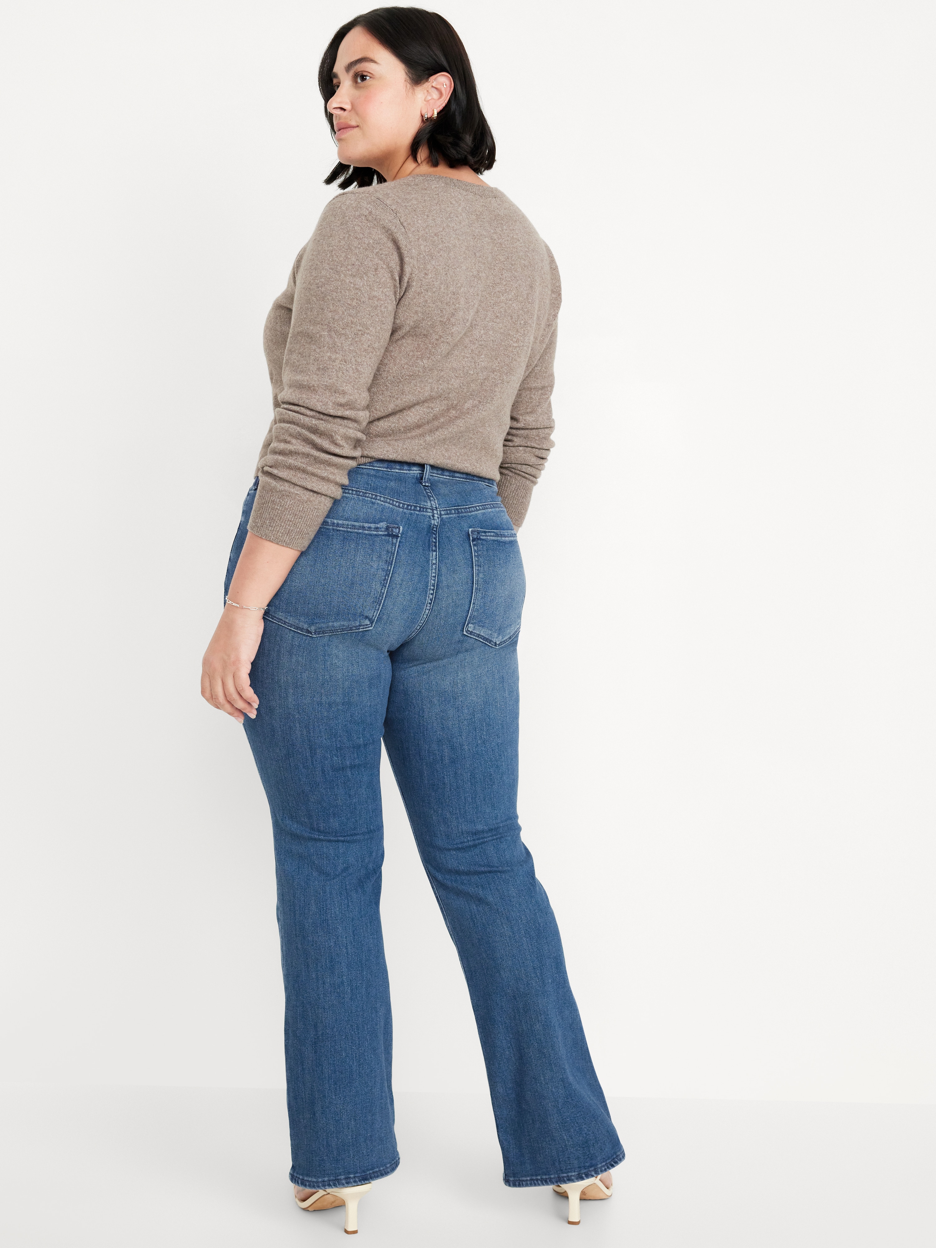 Mid-Rise Wow Boot-Cut Jeans - Medium Wash - 7