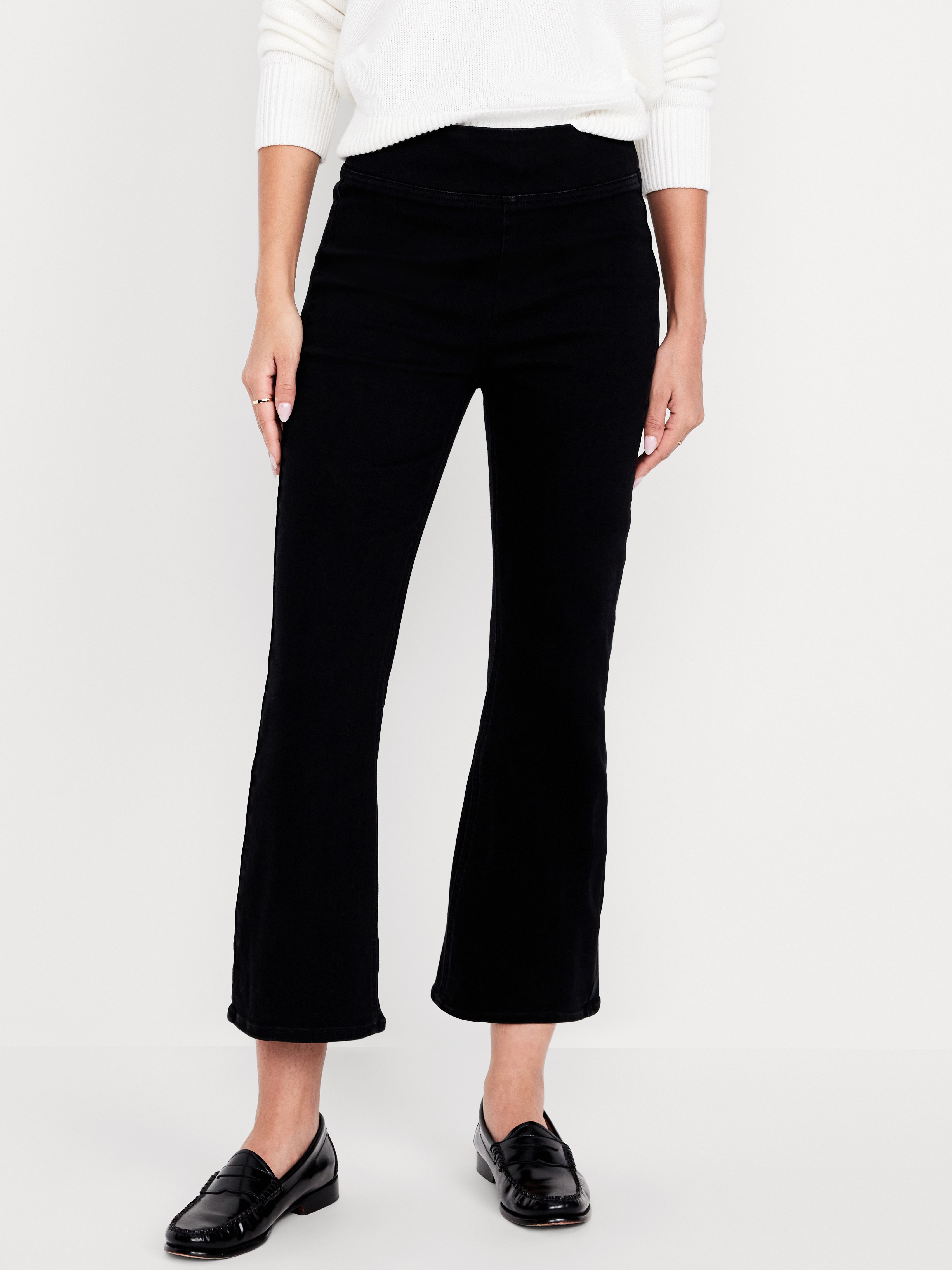 High-Waisted Weekender Pull-On Crop Flare Jeans - Black - 2
