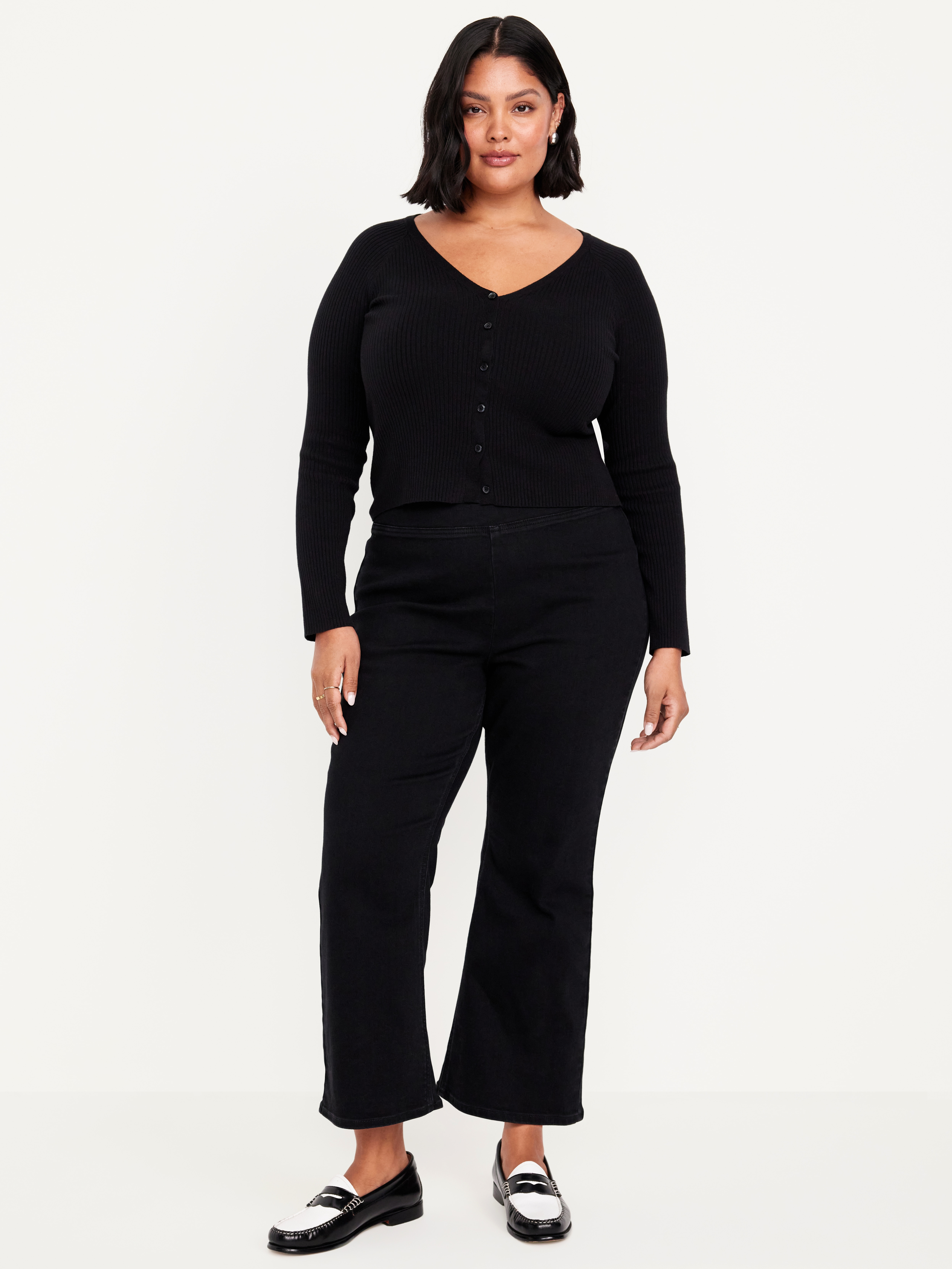 High-Waisted Weekender Pull-On Crop Flare Jeans - Black - 6