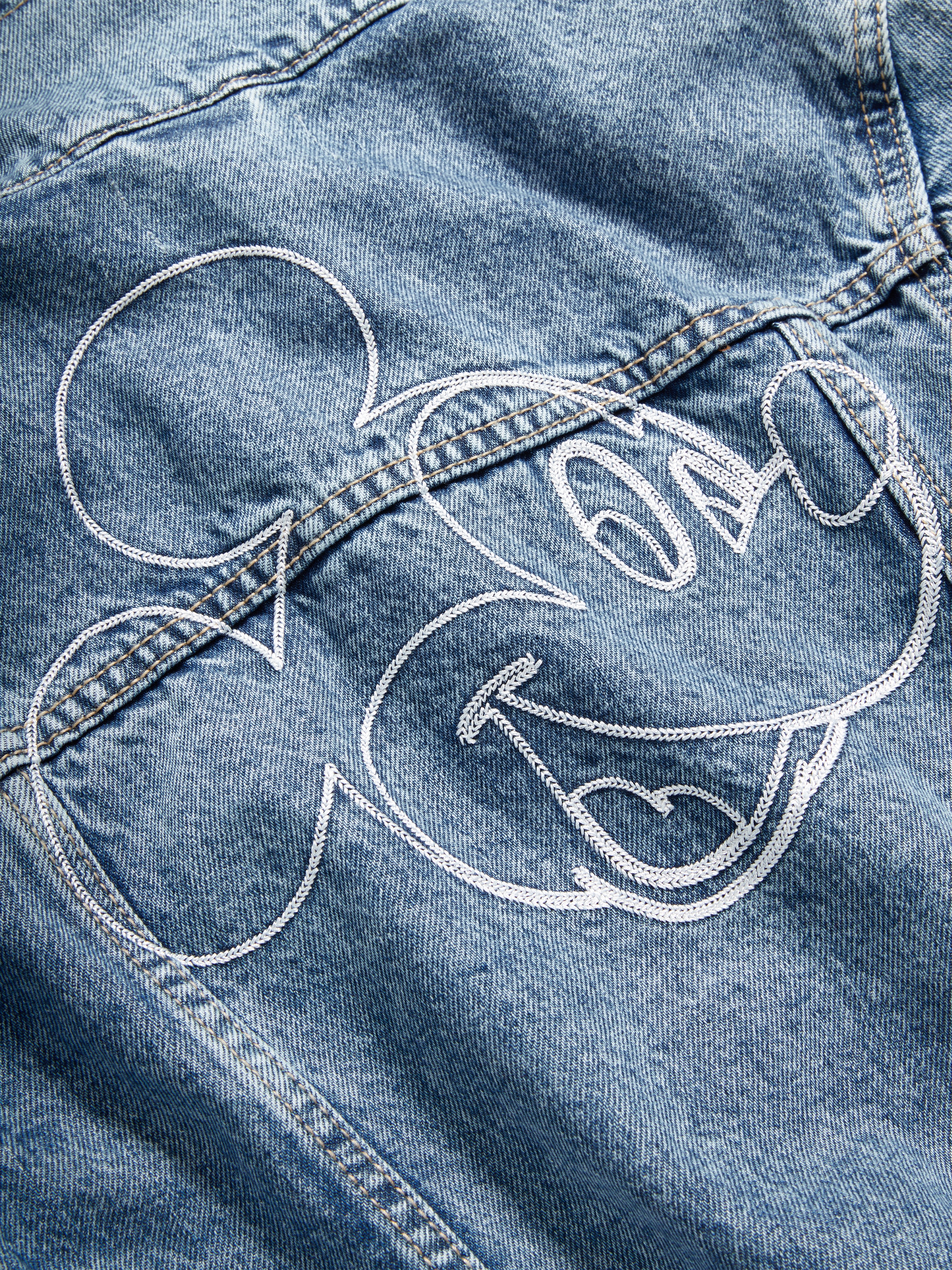 Old Navy x Disney© Mickey Mouse Gender-Neutral Logo-Graphic Jean Trucker Jacket for Kids - Medium Wash - 4