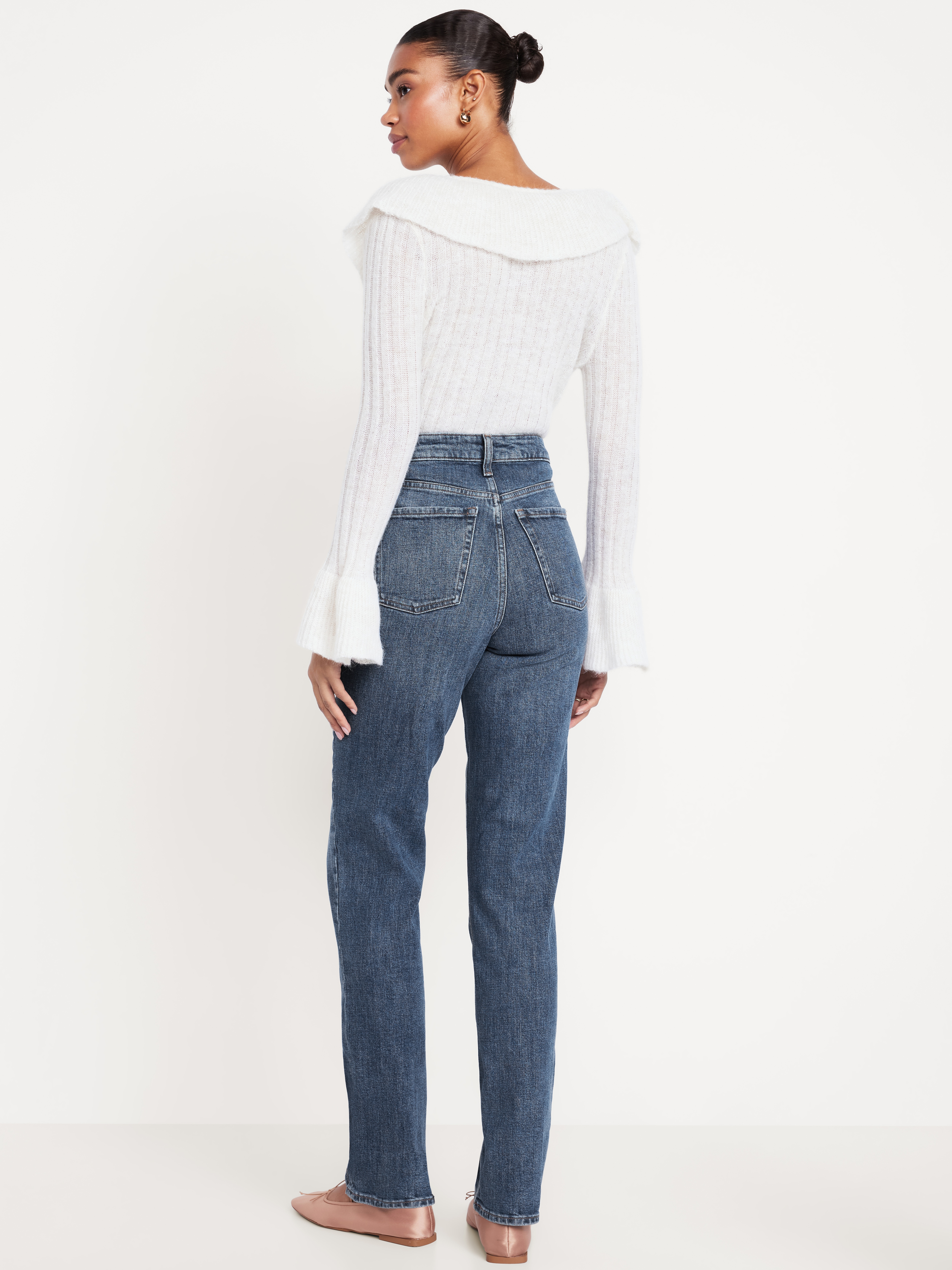 Extra High-Waisted Straight Jeans - Medium Wash - 3