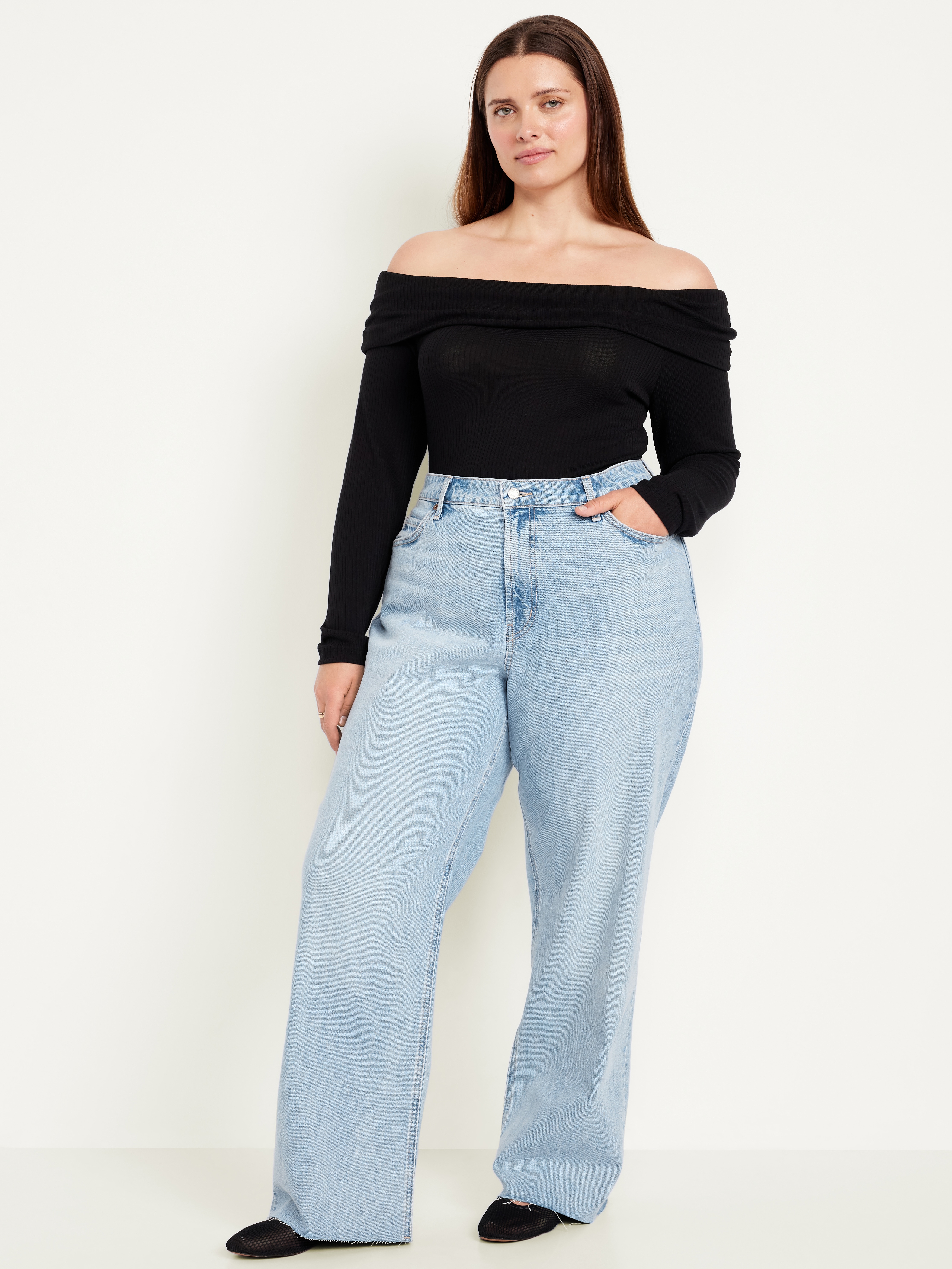 Curvy Extra High-Waisted Wide-Leg Jeans - Light Indigo Cutoff - 7