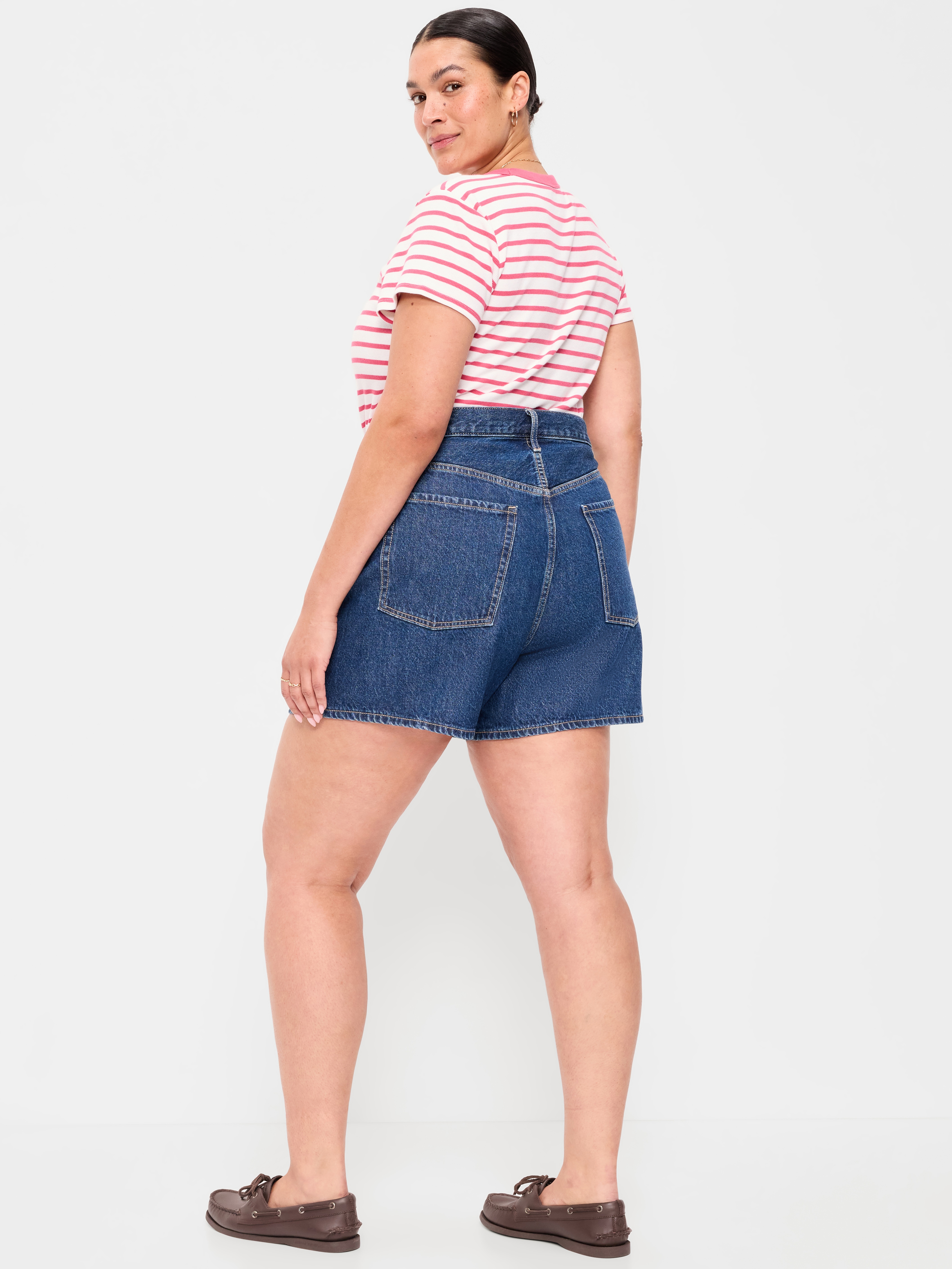 High-Waisted Wow Baggy Jean Shorts -- 5-inch inseam - Iggy - 7