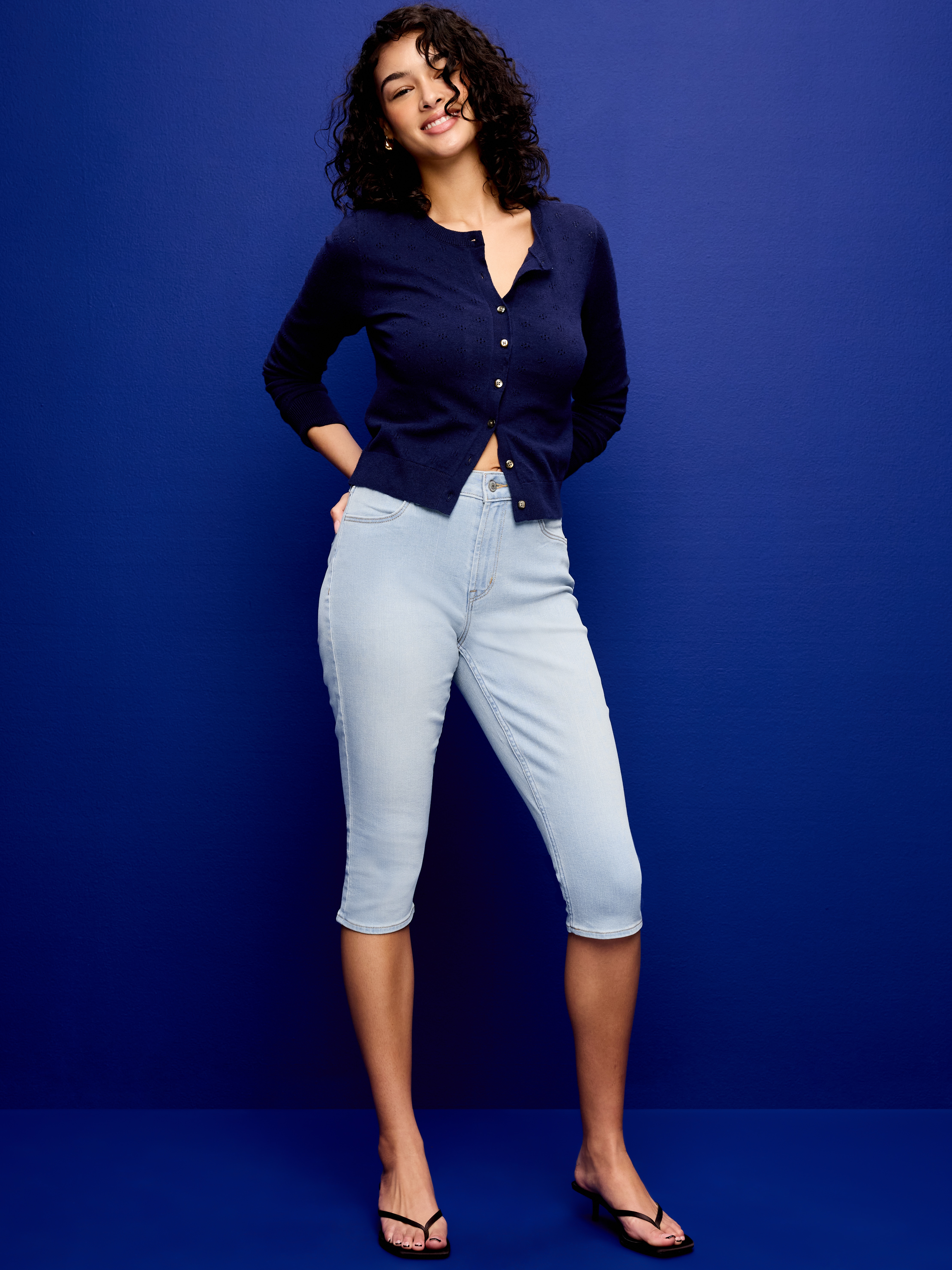 High-Waisted Wow Capri Jeans - Light Wash - 1