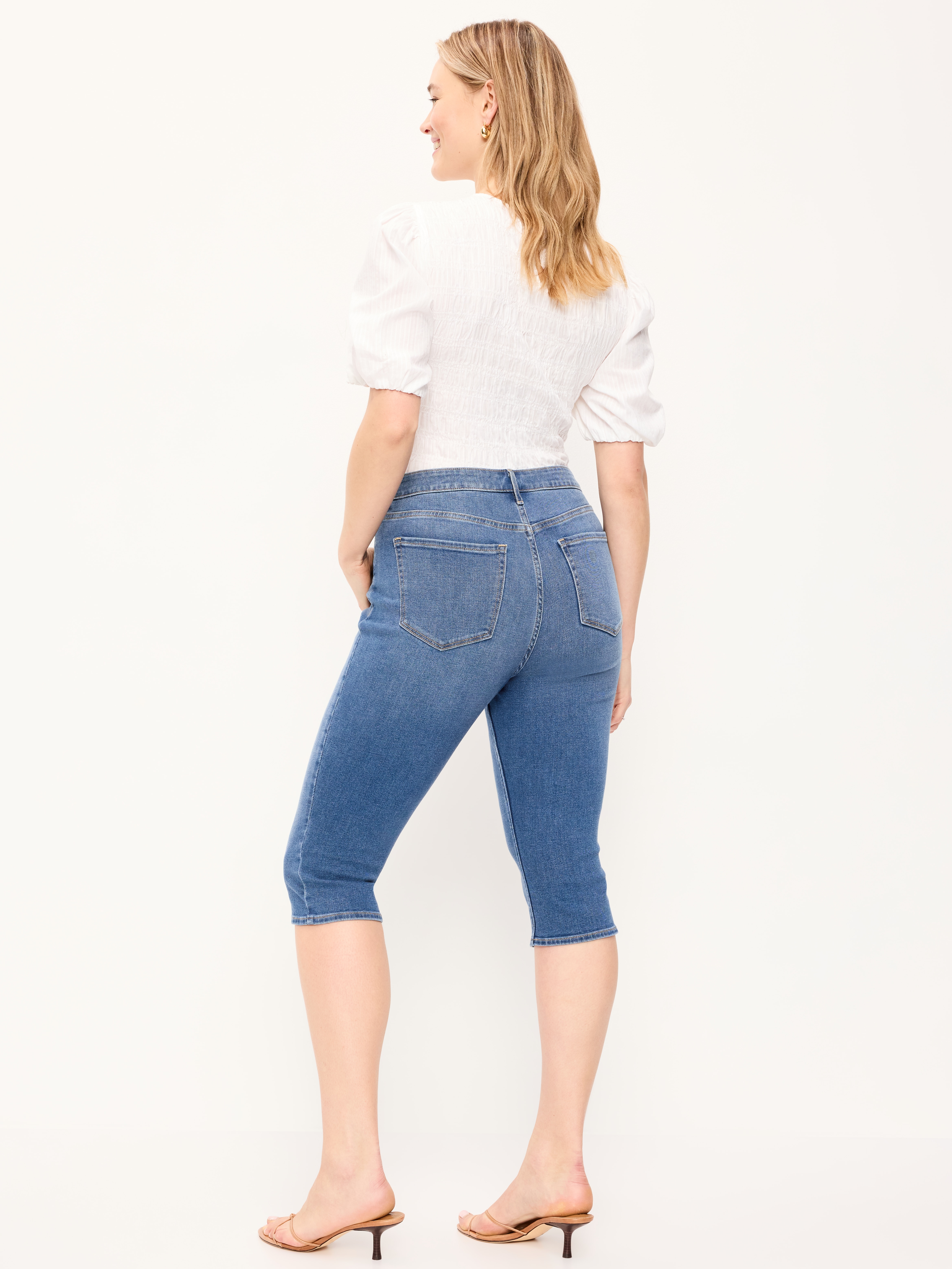 High-Waisted Wow Capri Jeans - Medium Blue Wash - 6