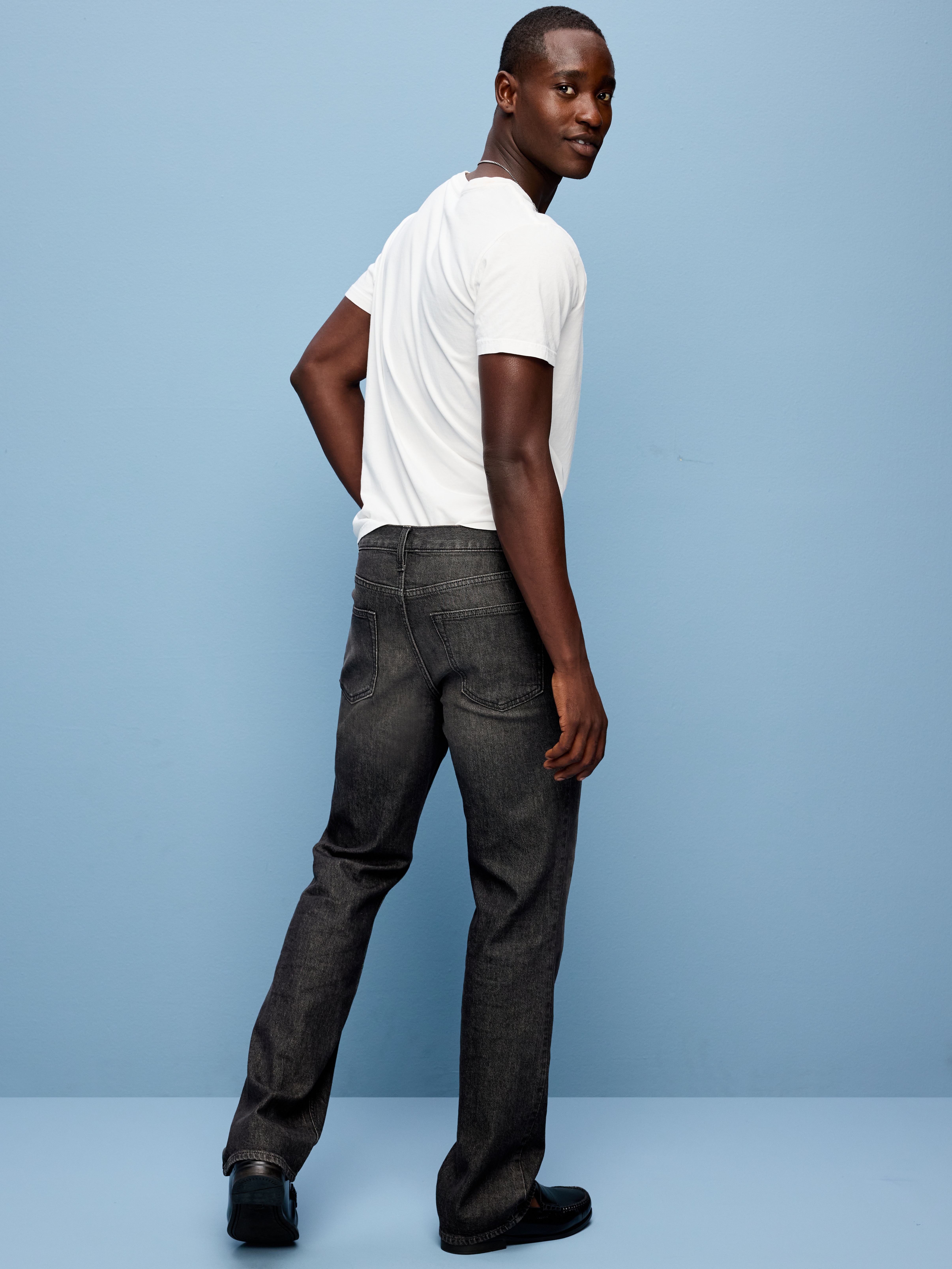 Boot-Cut Built-In Flex Jeans - Washed Black - 3