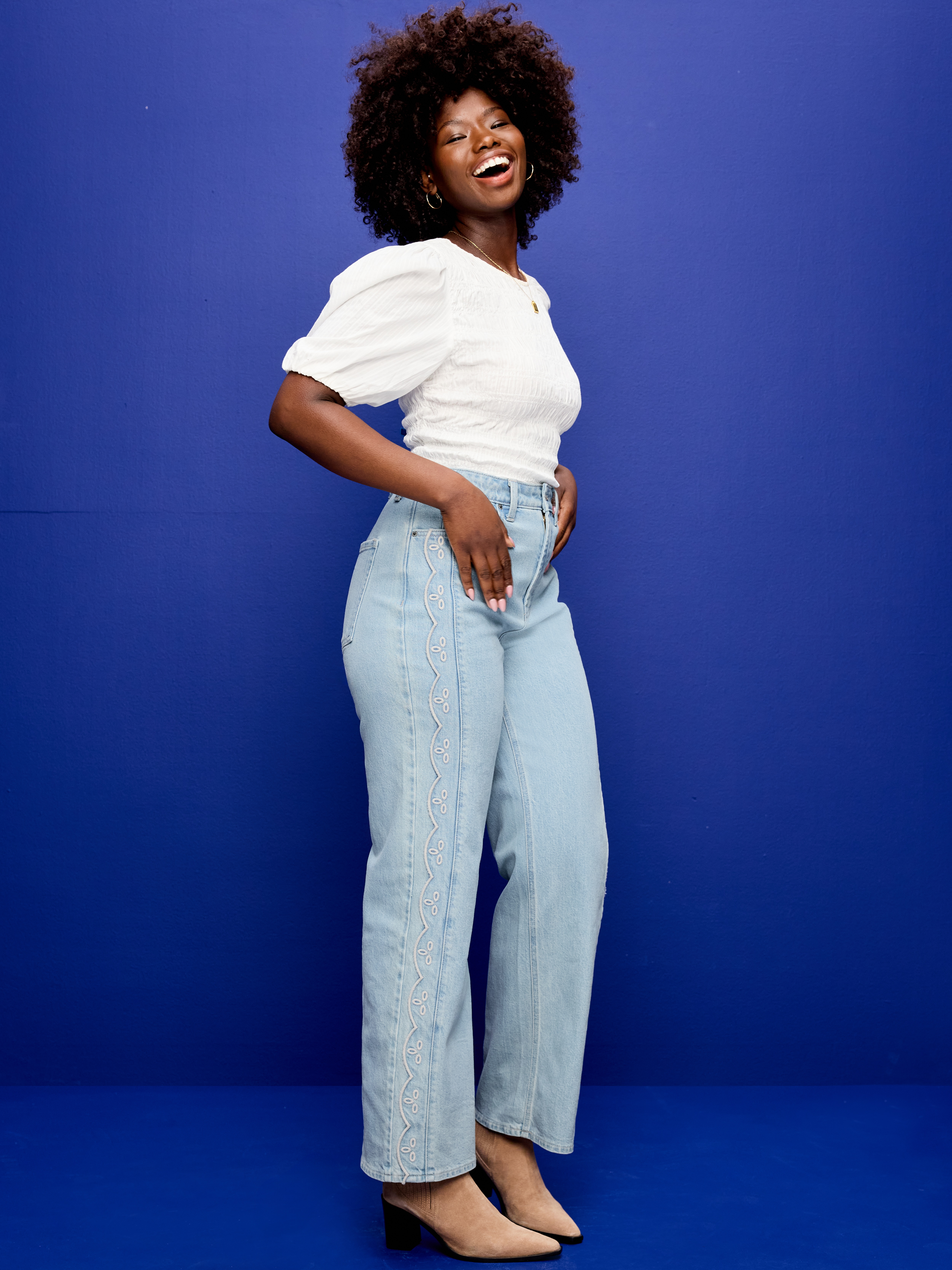 Curvy Extra High-Waisted Wide-Leg Jeans - Felippa - 5