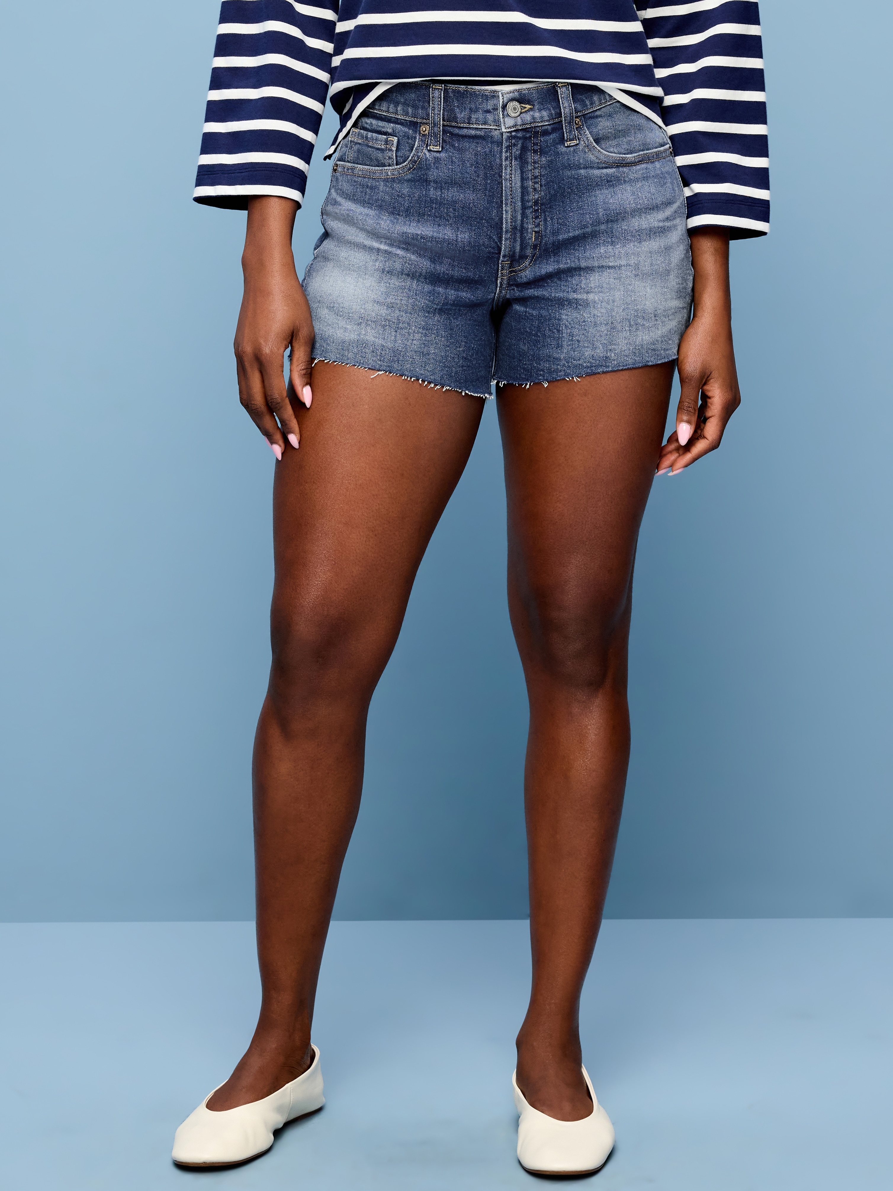 Curvy High-Waisted OG Jean Cut-Off Shorts -- 4-inch inseam - Too Blue - 2