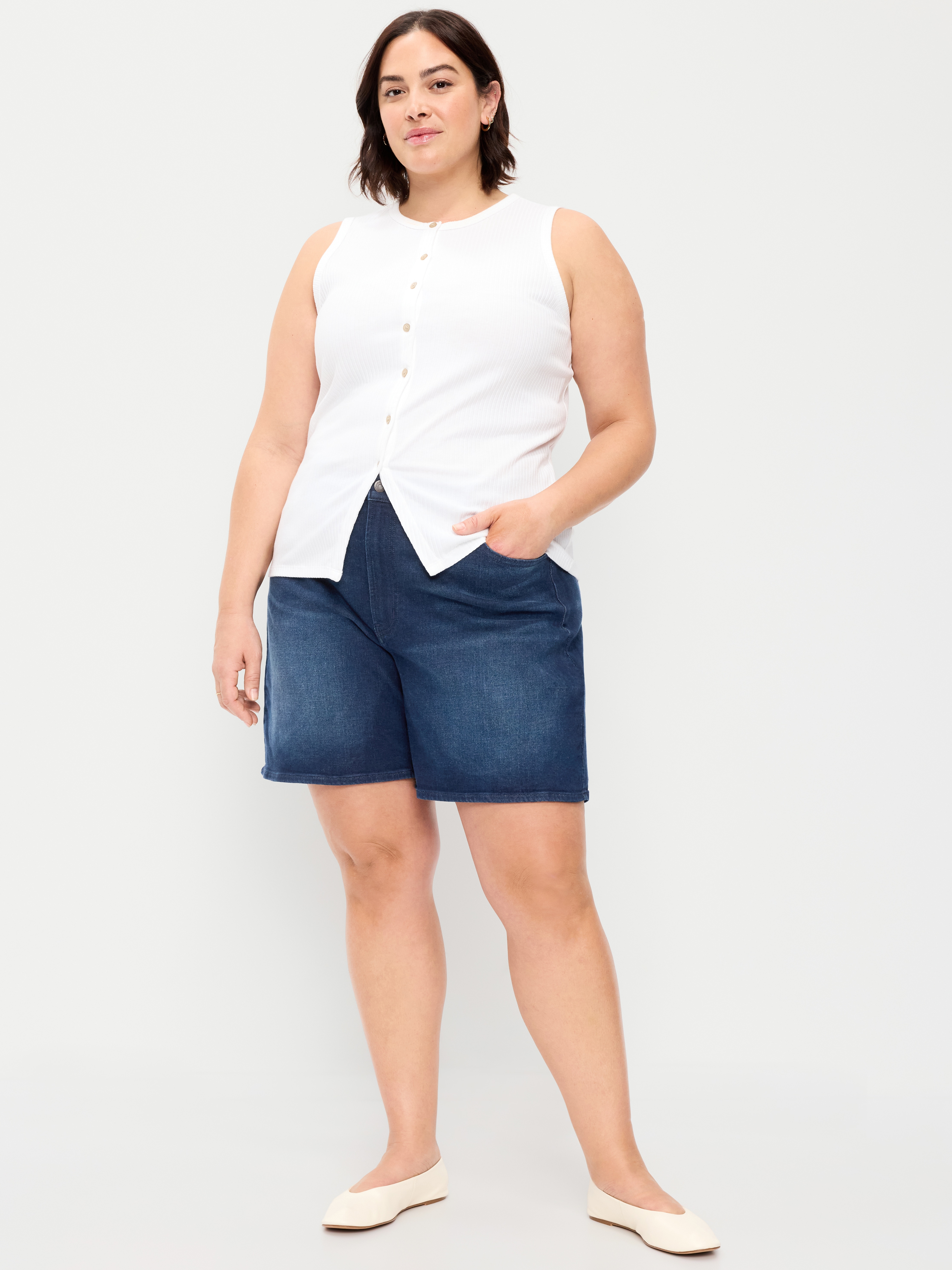 High-Waisted Wow Jean Shorts -- 7-inch inseam - River - 7