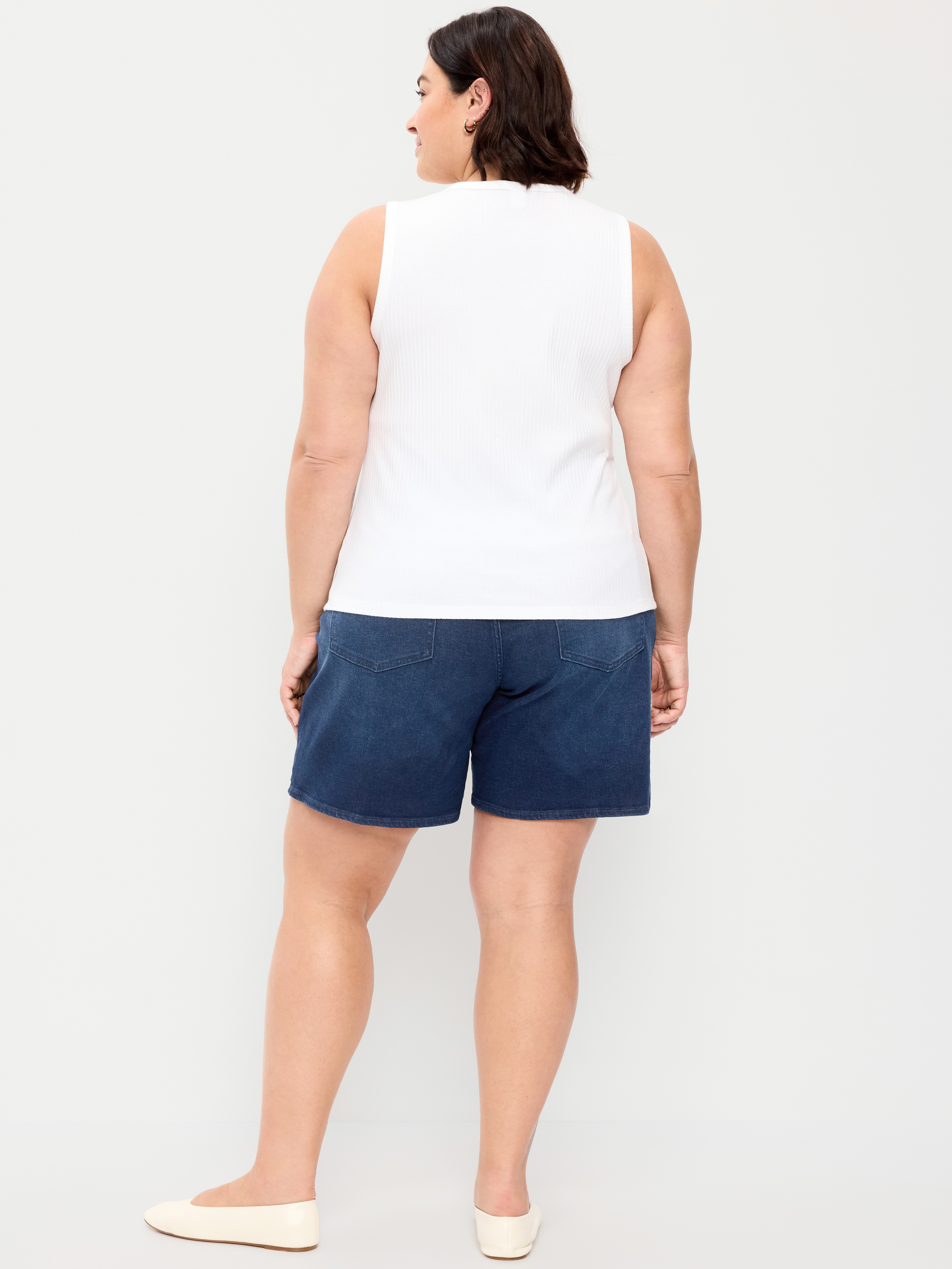 High-Waisted Wow Jean Shorts -- 7-inch inseam - River - 8