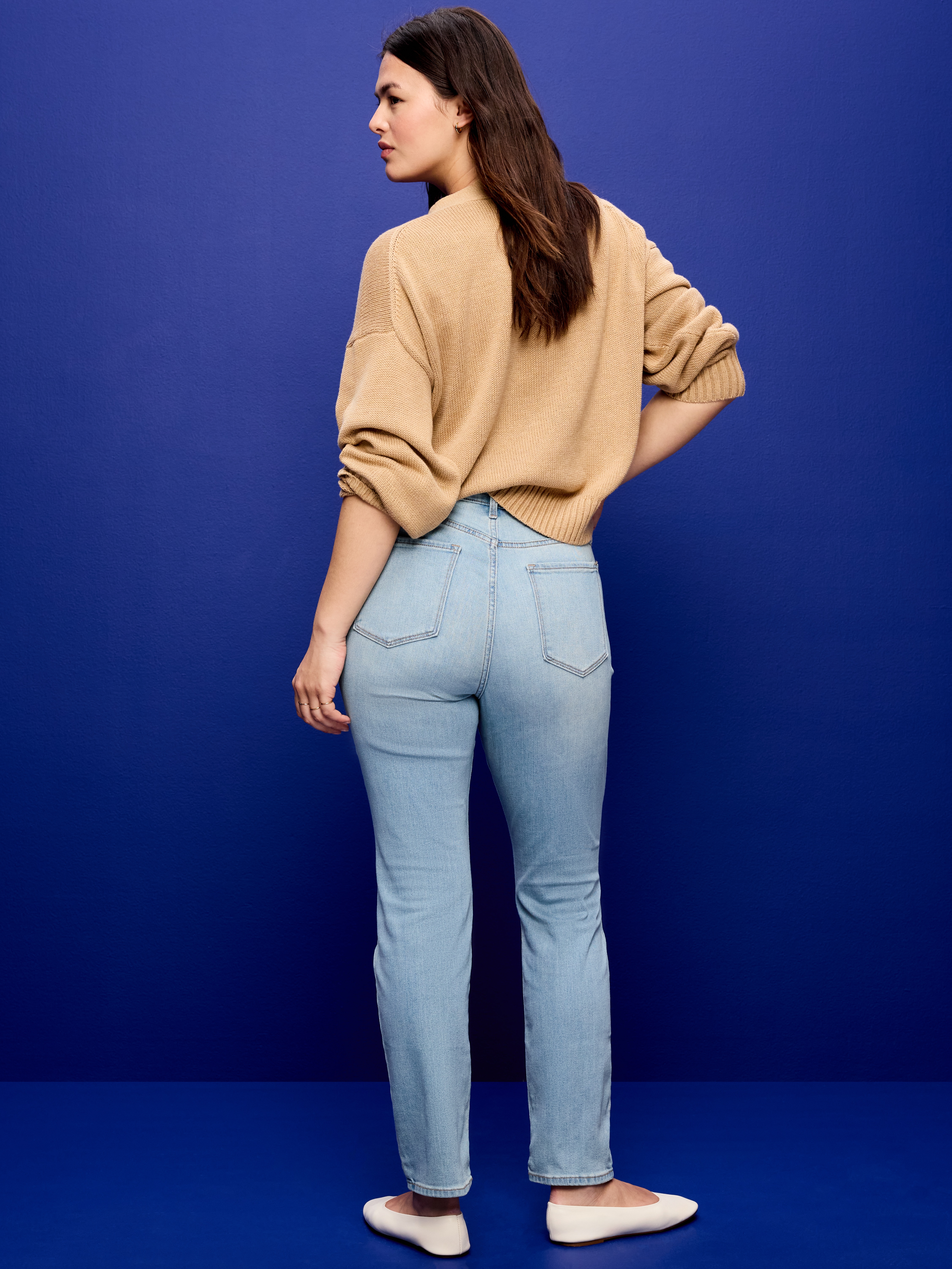 High-Waisted Wow Straight Ankle Jeans - Light Wash - 8