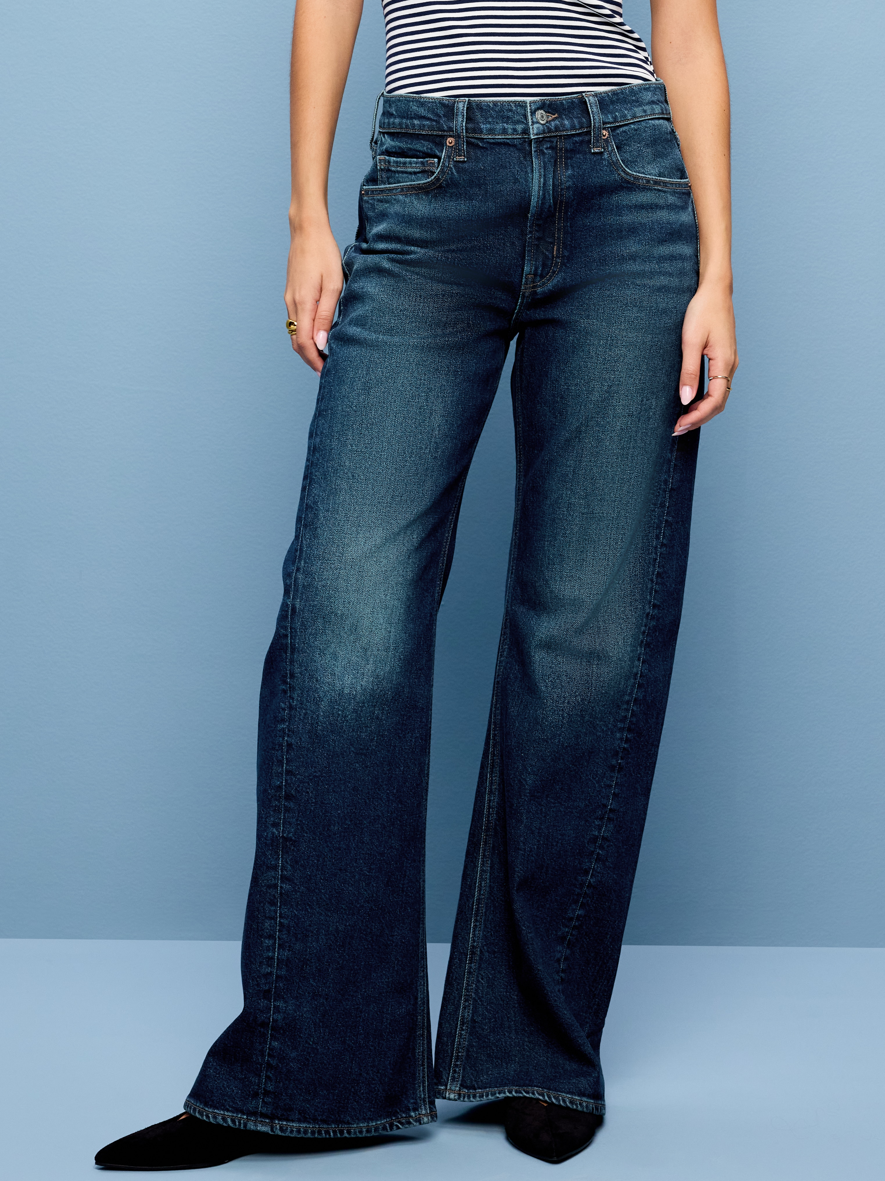 Mid-Rise Twisted-Seam Flare Jeans - Savannah - 2