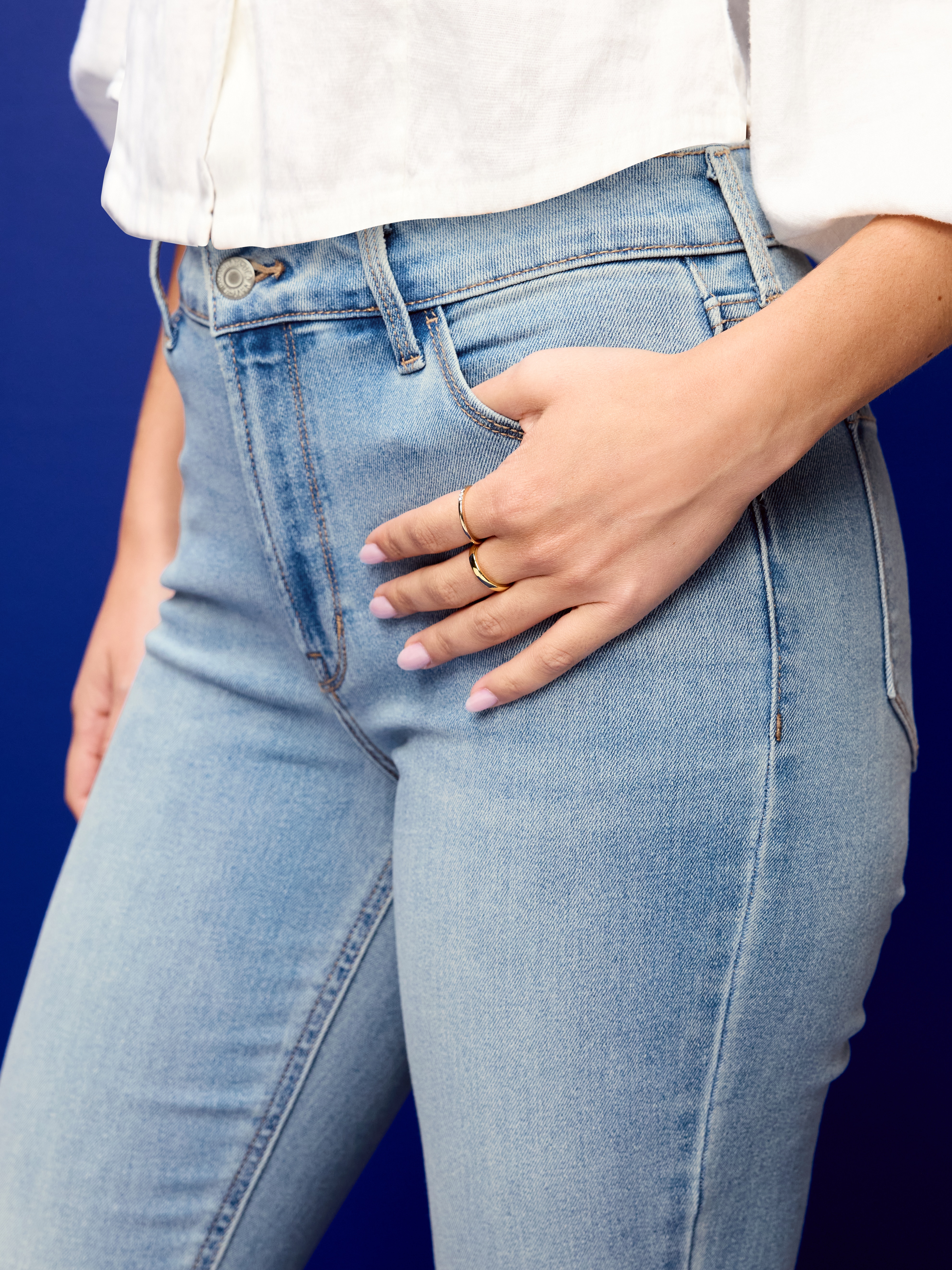 High-Waisted Wow Straight Ankle Jeans - Light Wash - 5