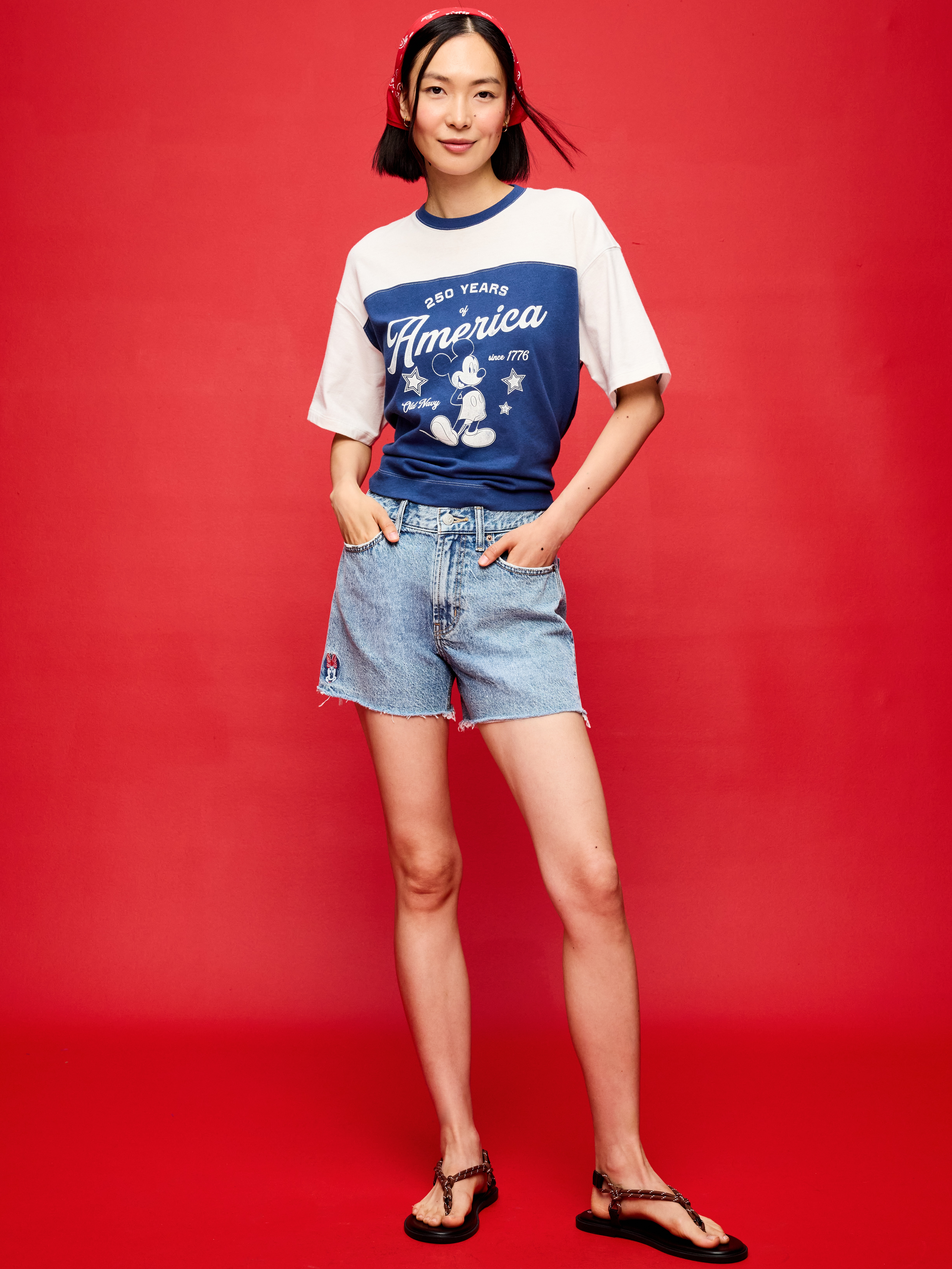 Old Navy x Disney Minnie Mouse High-Waisted OG Jean Cut-Off Shorts-- 4-inch inseam for Women - Fireworks Embroidery - 1