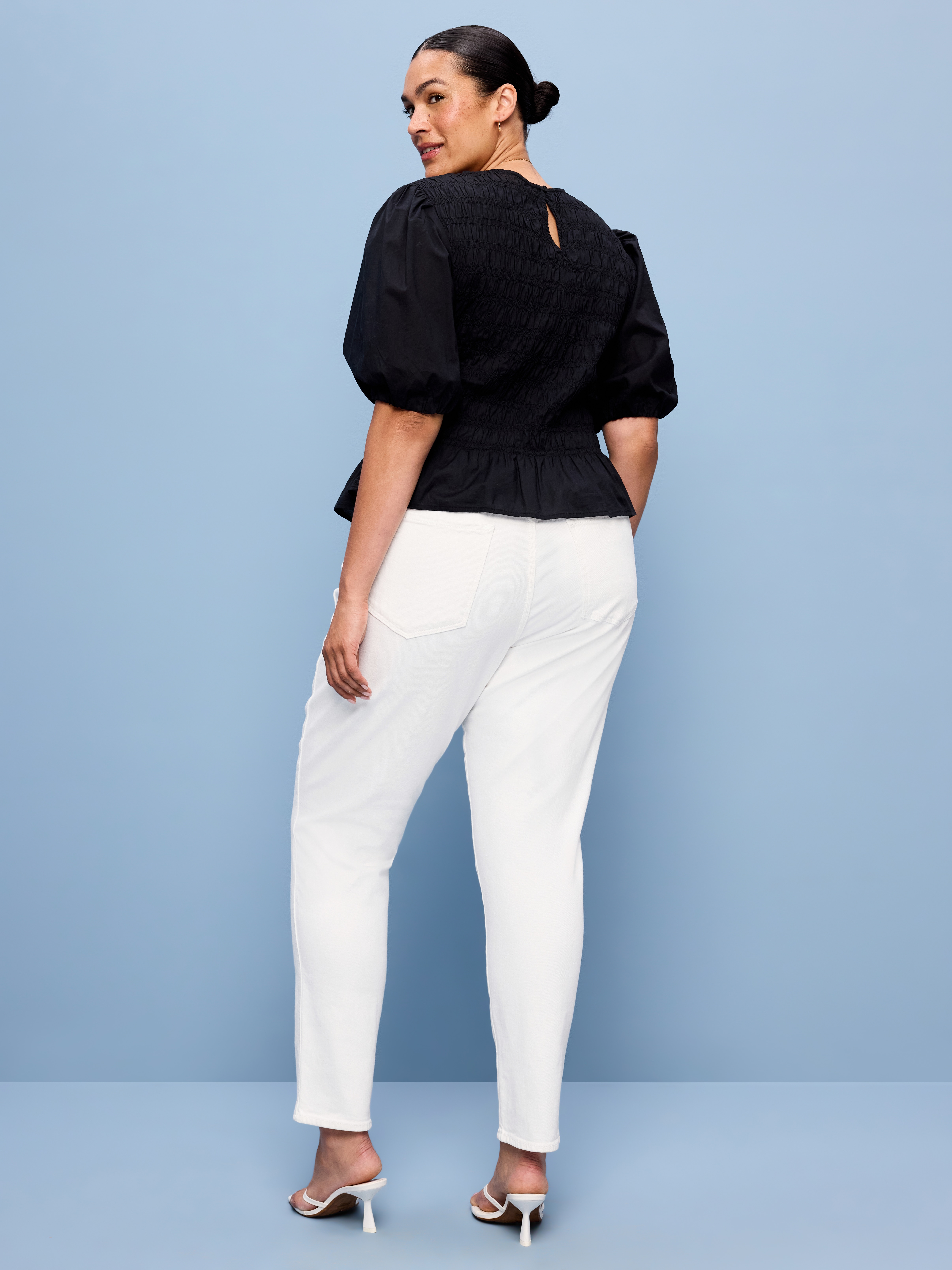 High-Waisted Vintage Slim Jeans - White Wash - 8