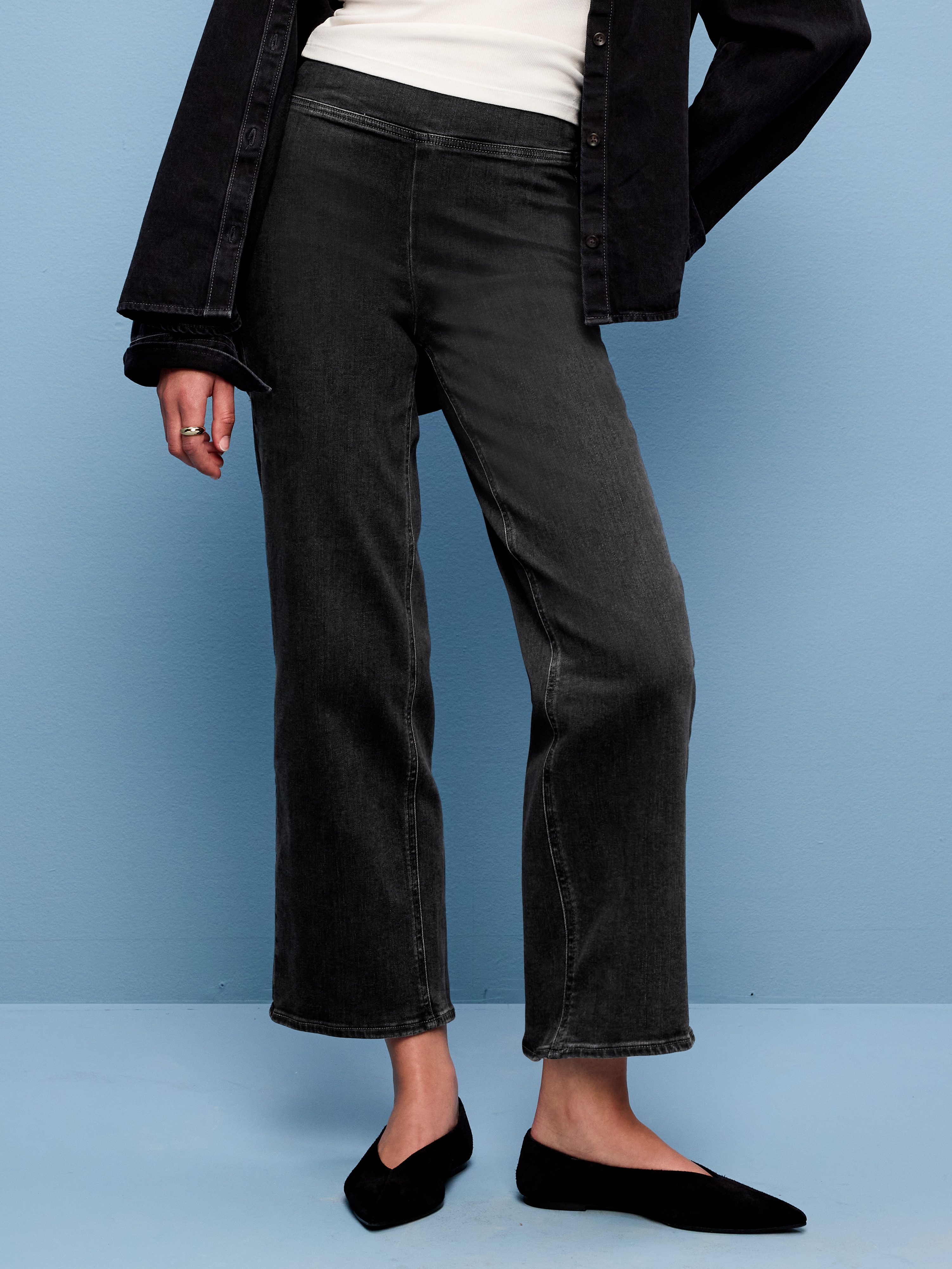 High-Waisted Weekender Pull-On Crop Wide-Leg Jeans - Dark Gray - 2