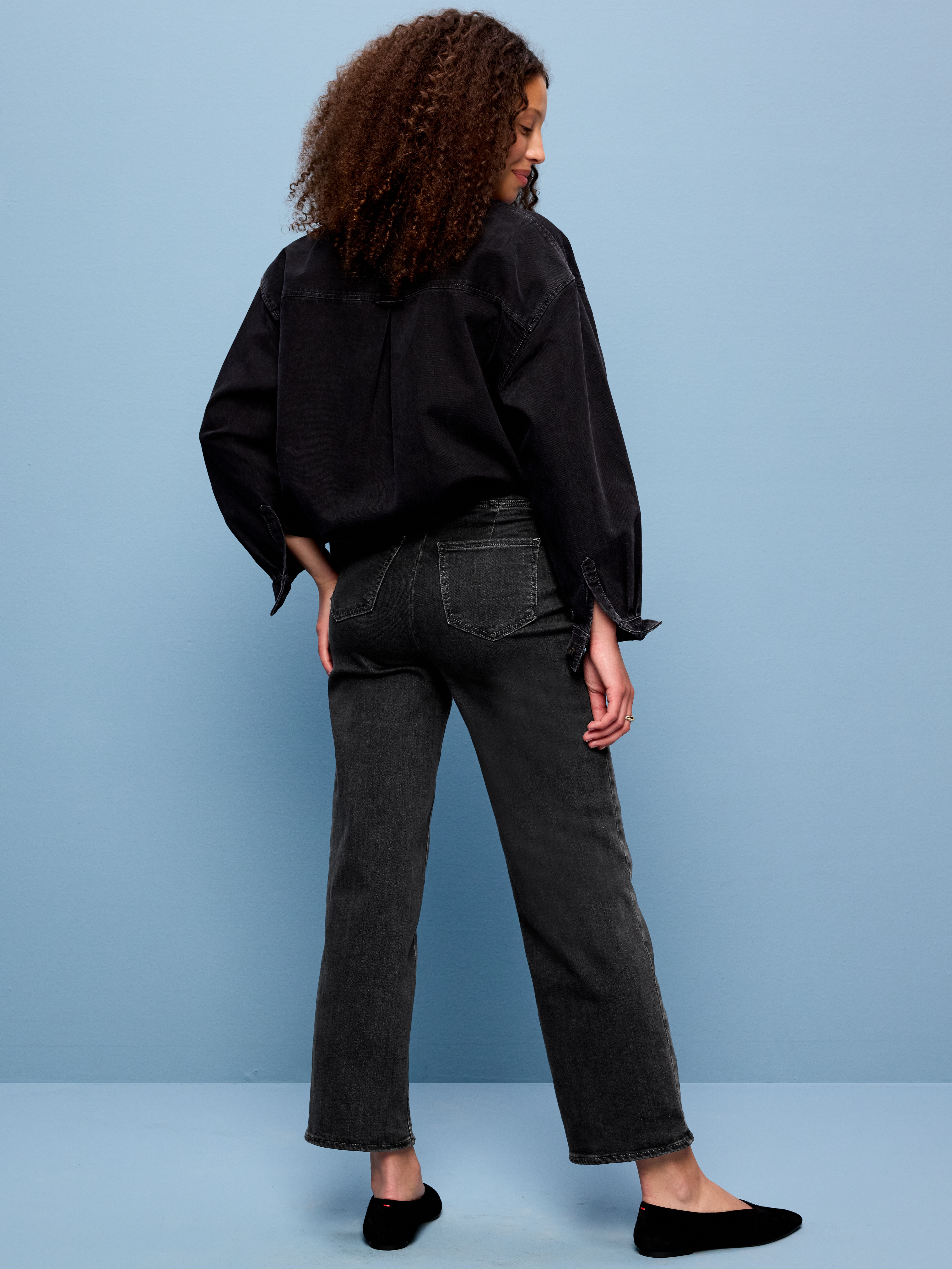 High-Waisted Weekender Pull-On Crop Wide-Leg Jeans - Dark Gray - 3