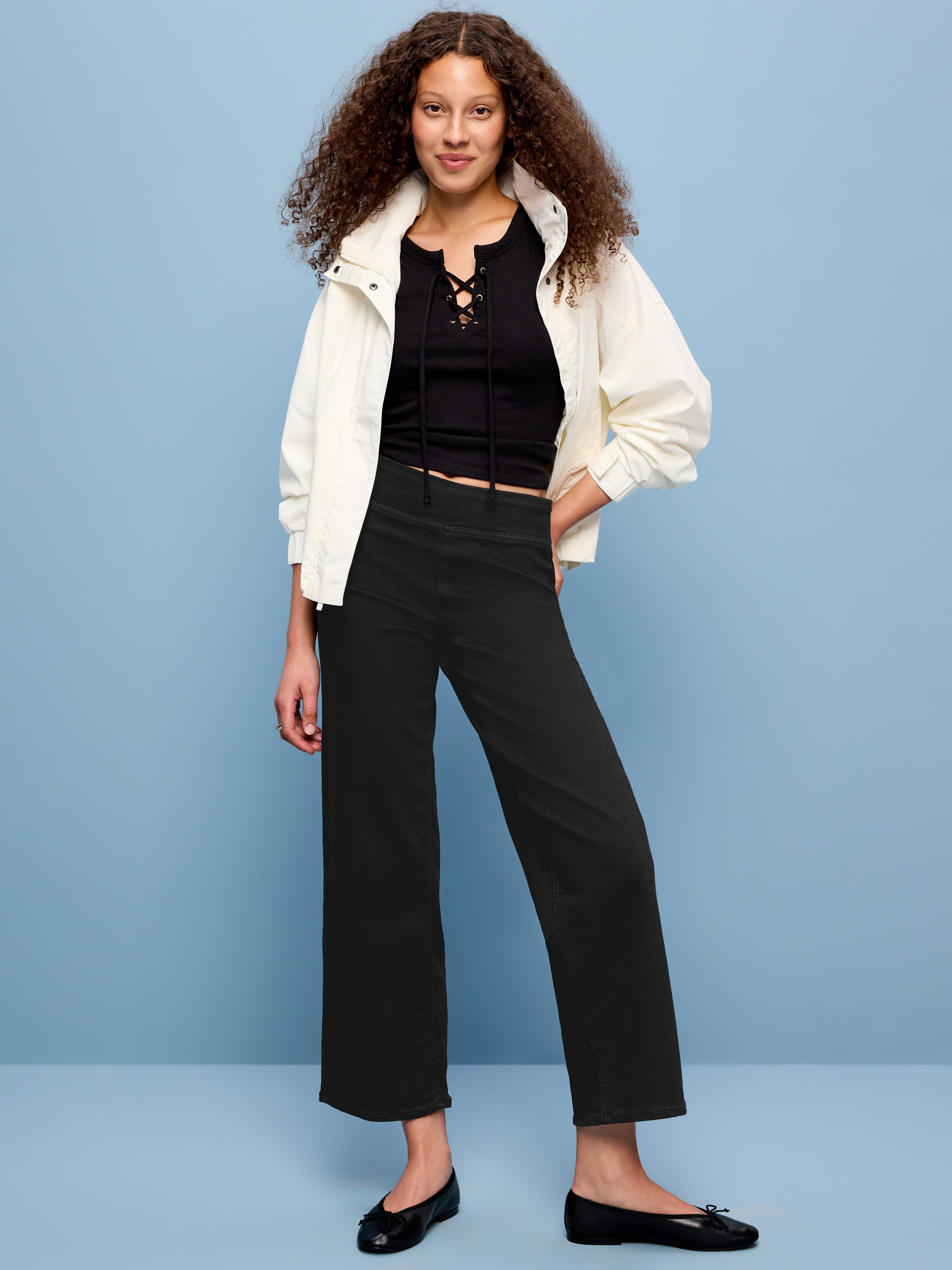 High-Waisted Weekender Pull-On Crop Wide-Leg Jeans - Black - 1