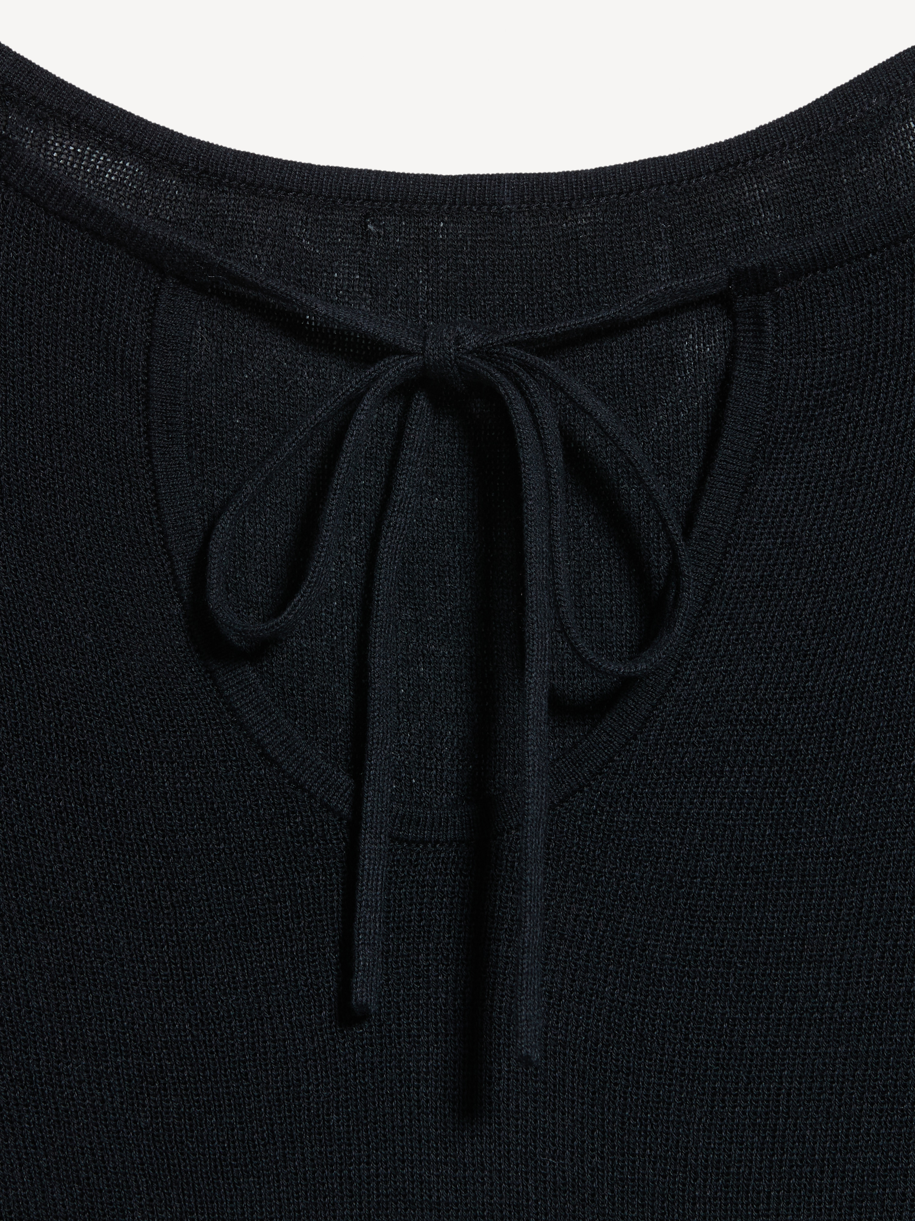 Bell-Sleeve Keyhole Top - Black Jack - 5