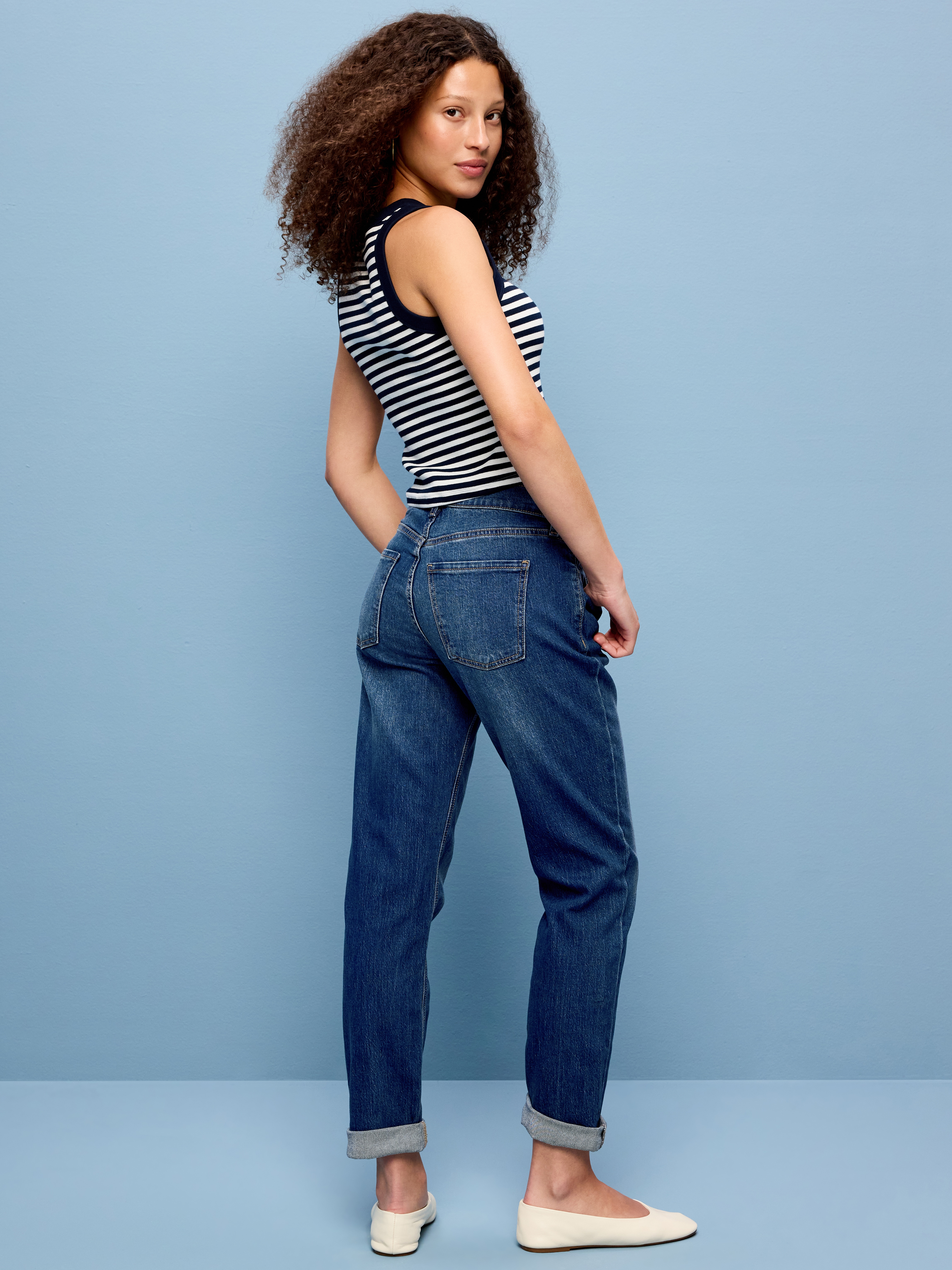 Mid-Rise Wow Boyfriend Straight Jeans - Dark Wash - 3