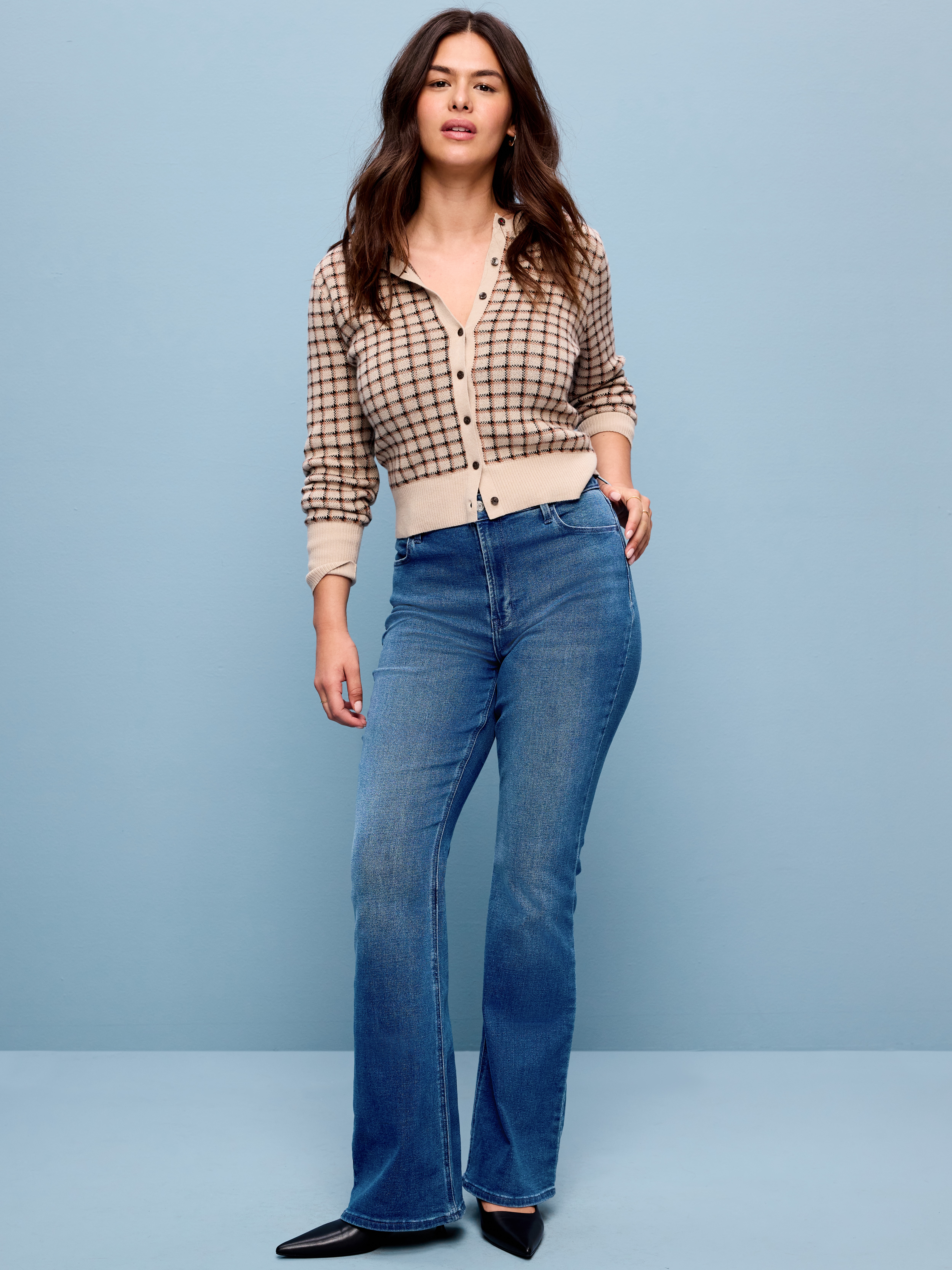 High-Waisted Wow Flare Jeans - Medium Wash - 4