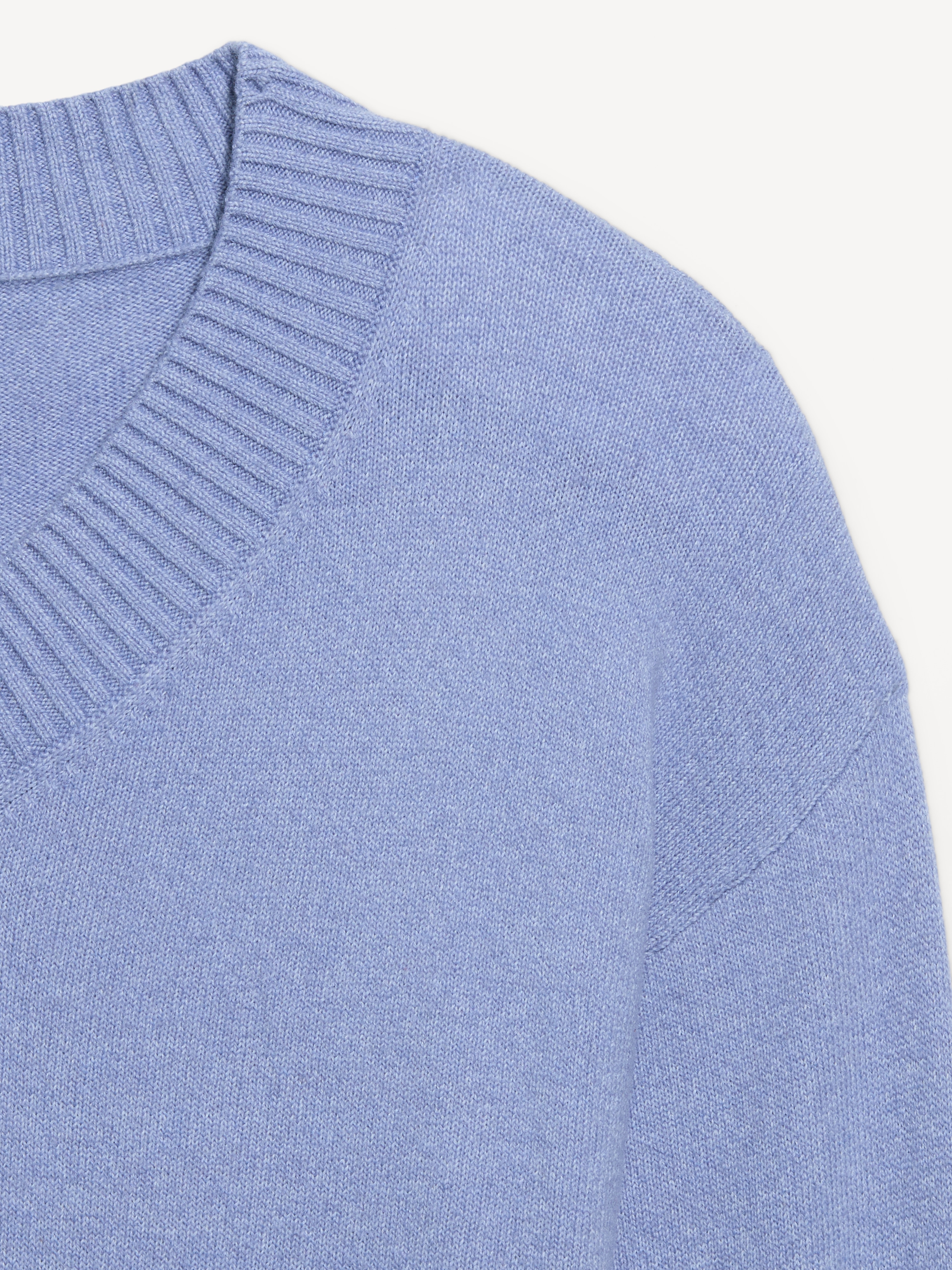 SoSoft V-Neck Sweater - Shady Lane - 5