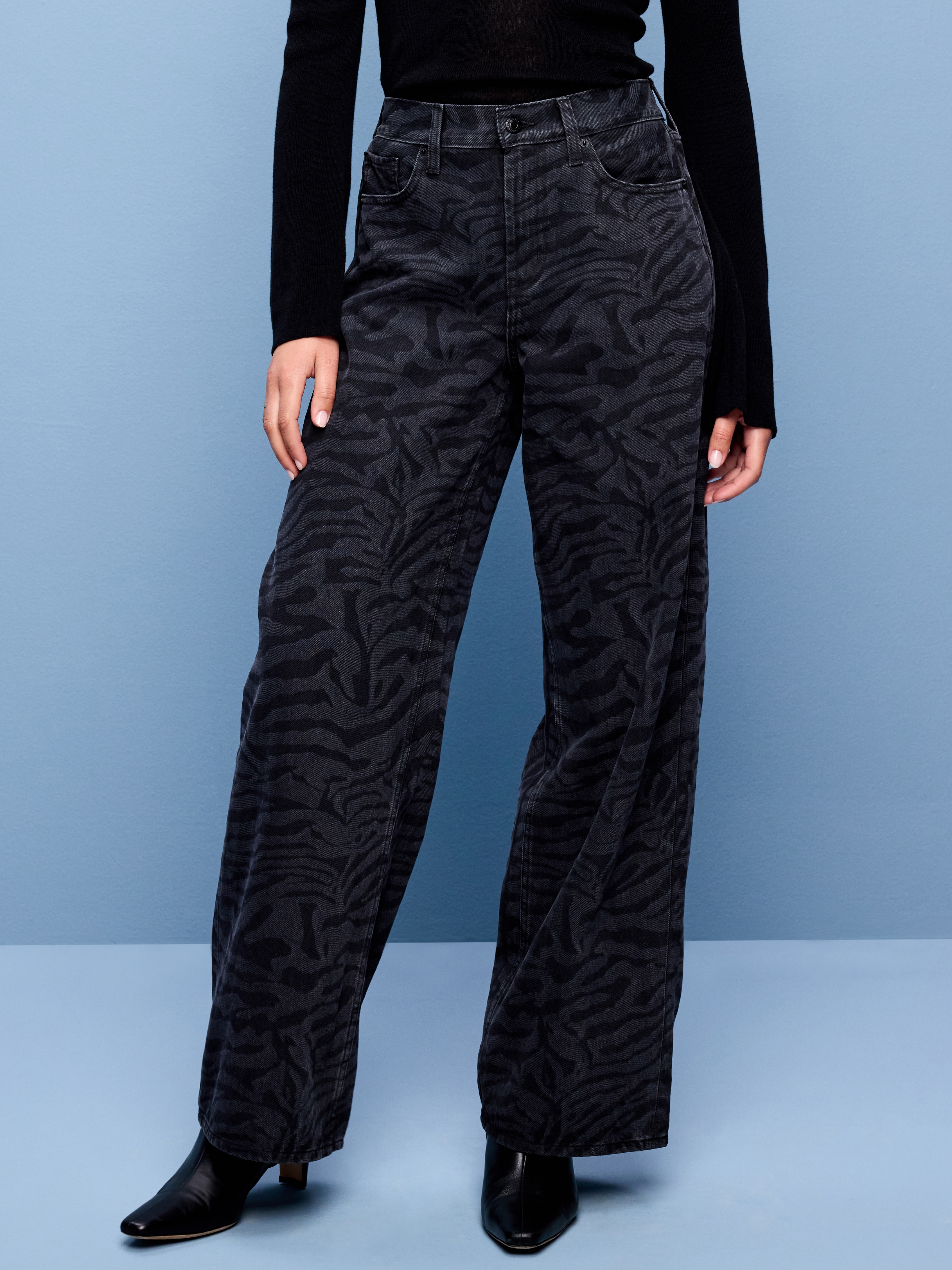 High-Waisted Baggy Wide-Leg Jeans - Black Zebra - 2