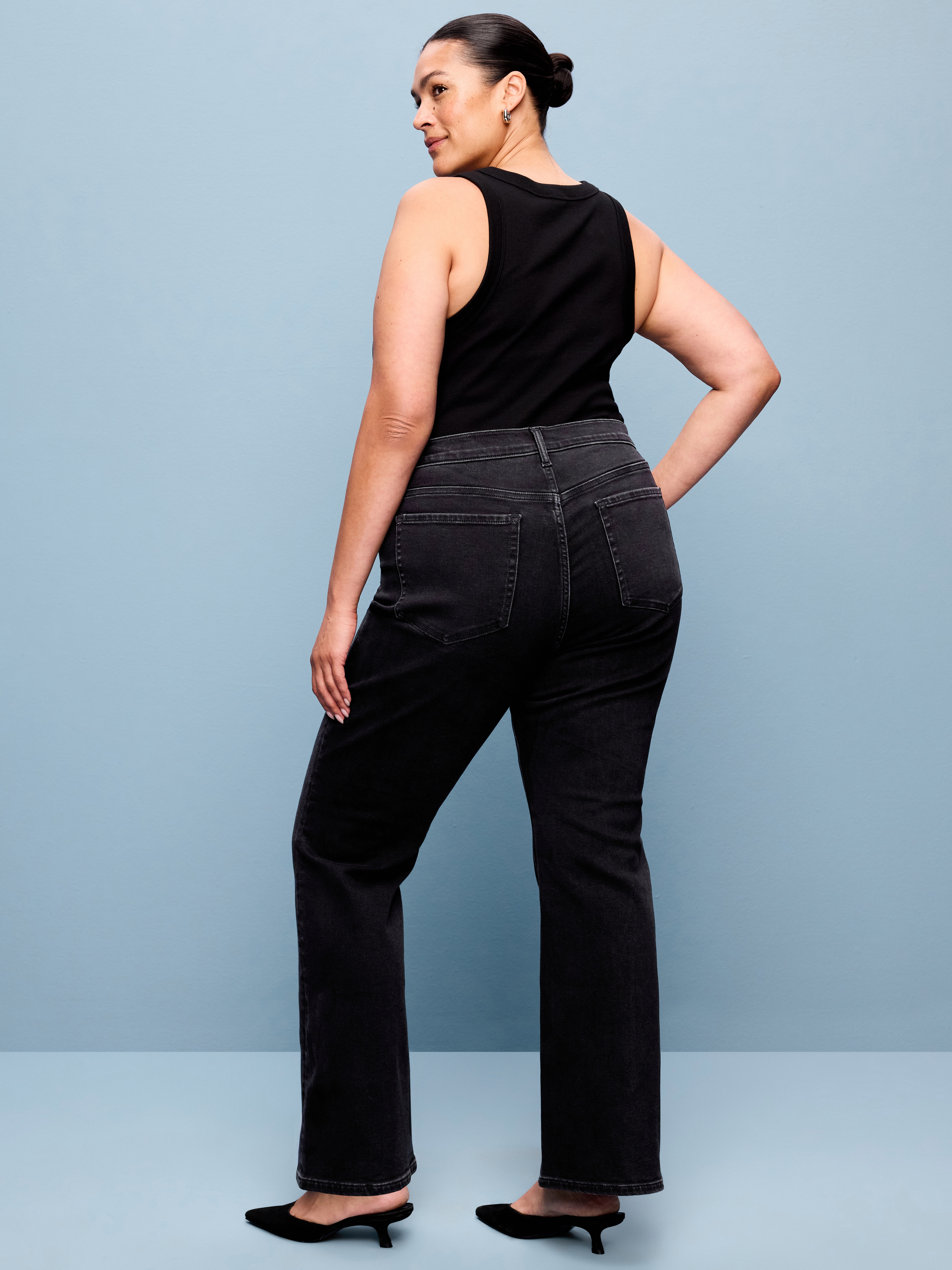 Low-Rise Boot-Cut Jeans - Bobby Jo - 8