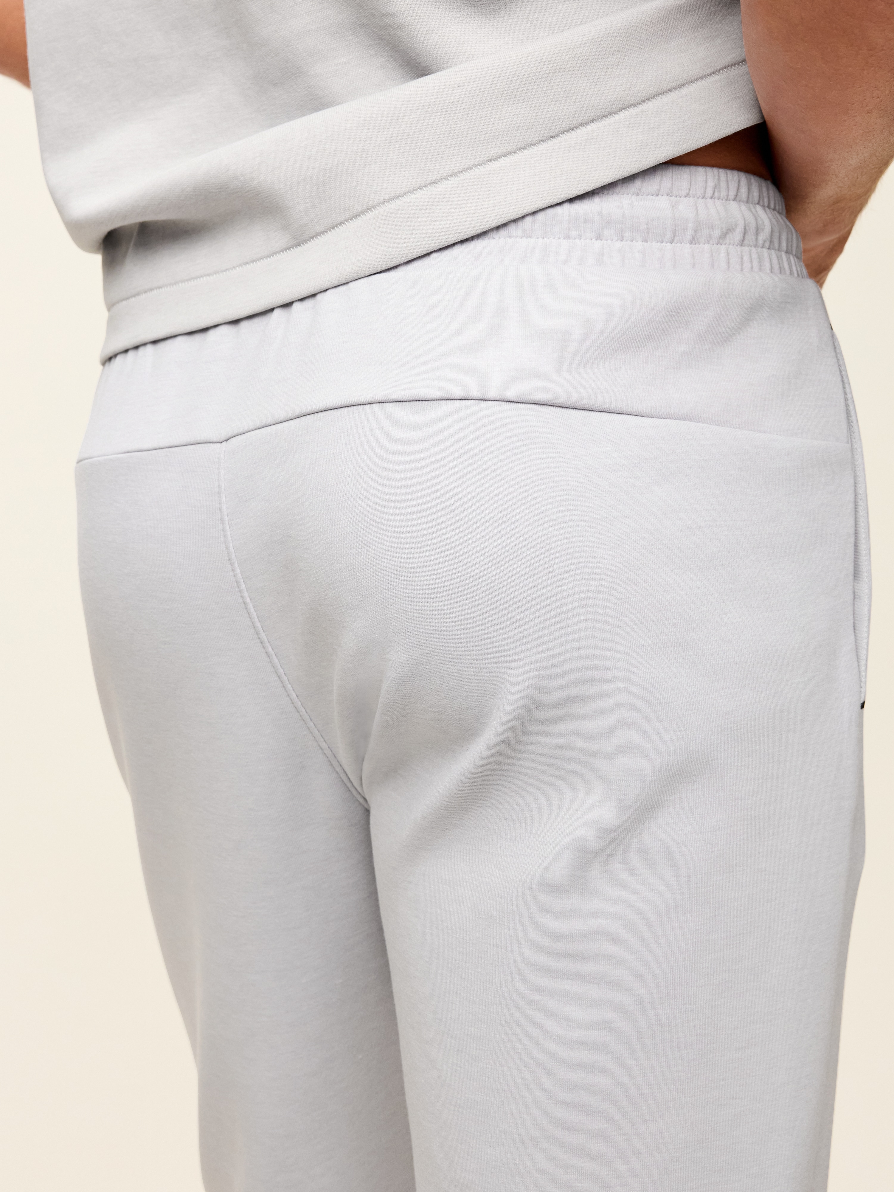 Dynamic Fleece 4.0 Joggers - Light Heather Gray - 4