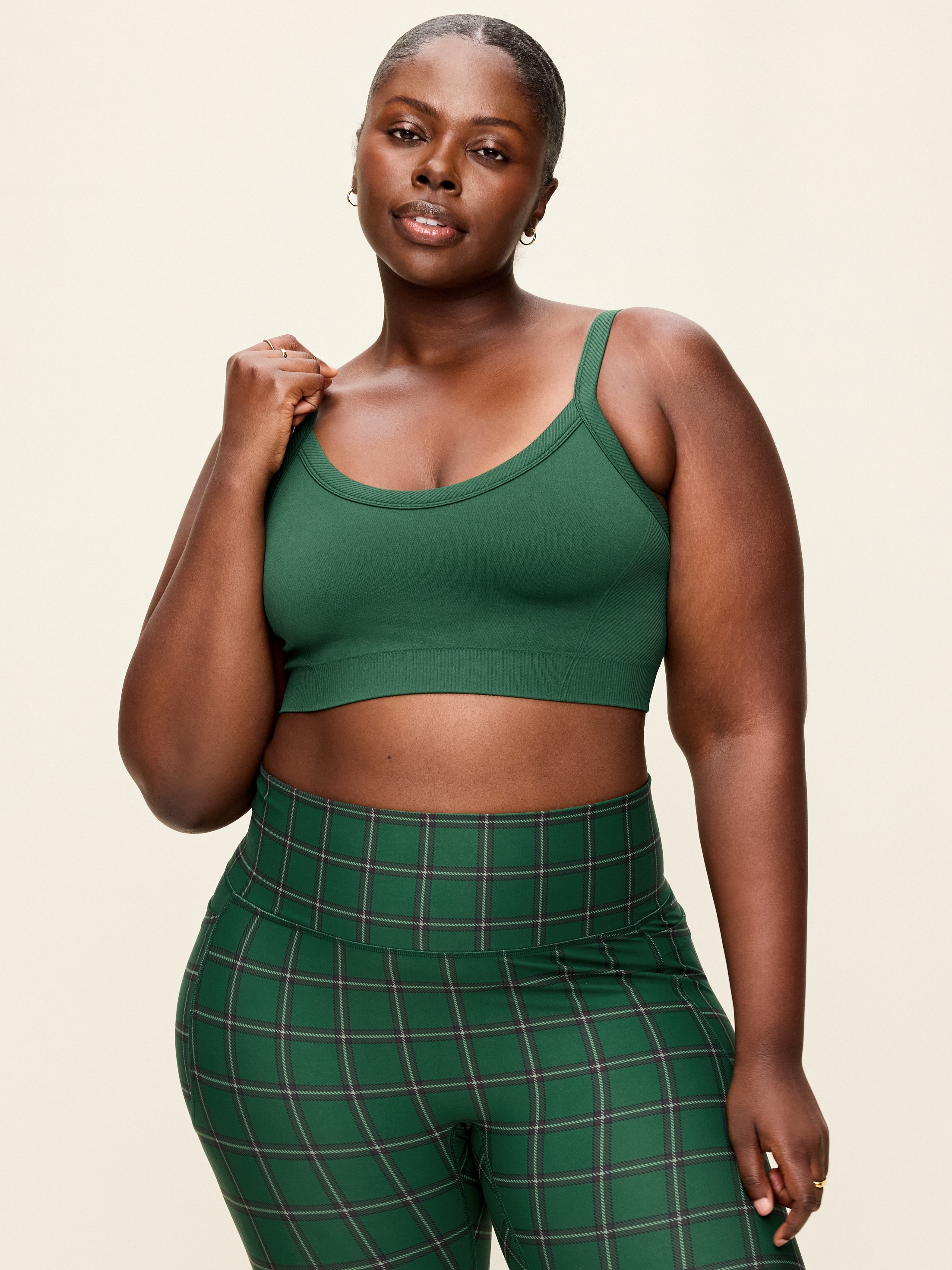 Light Support Fluid Seamless Ribbed Sports Bra - Field Of Greens - 5