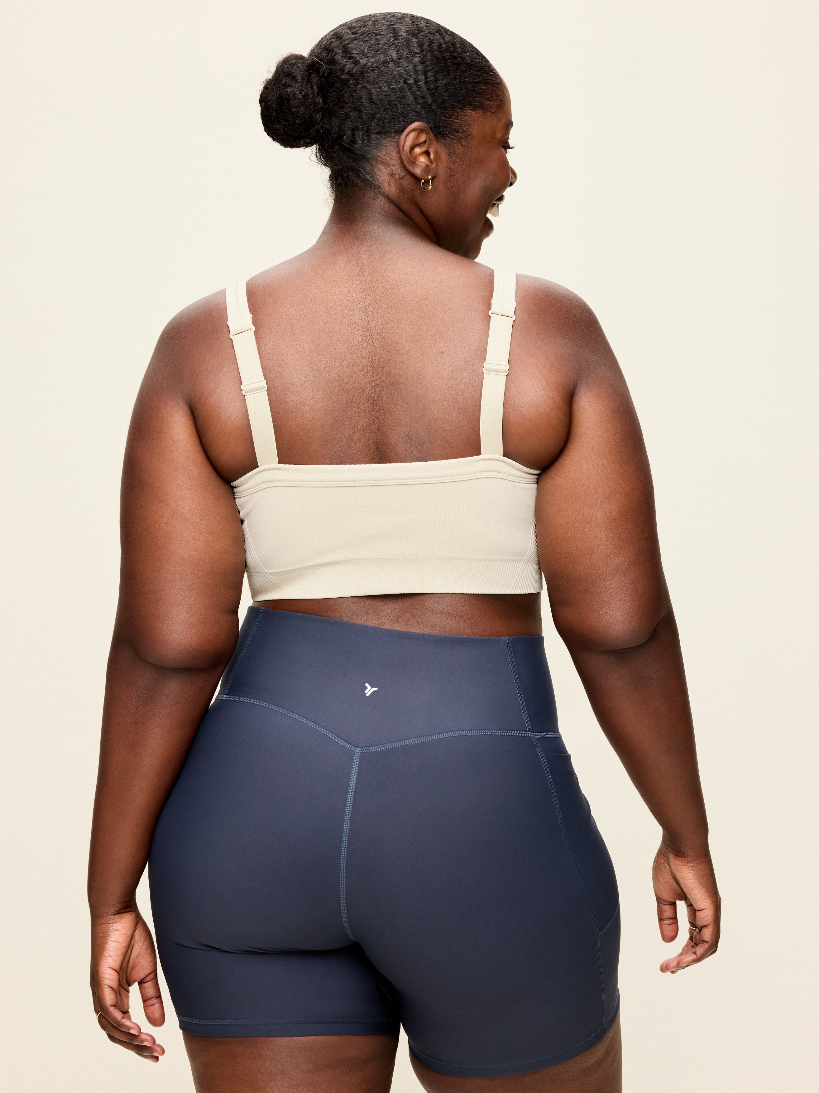 Light Support Fluid Seamless Ribbed Sports Bra - White Combo - 7