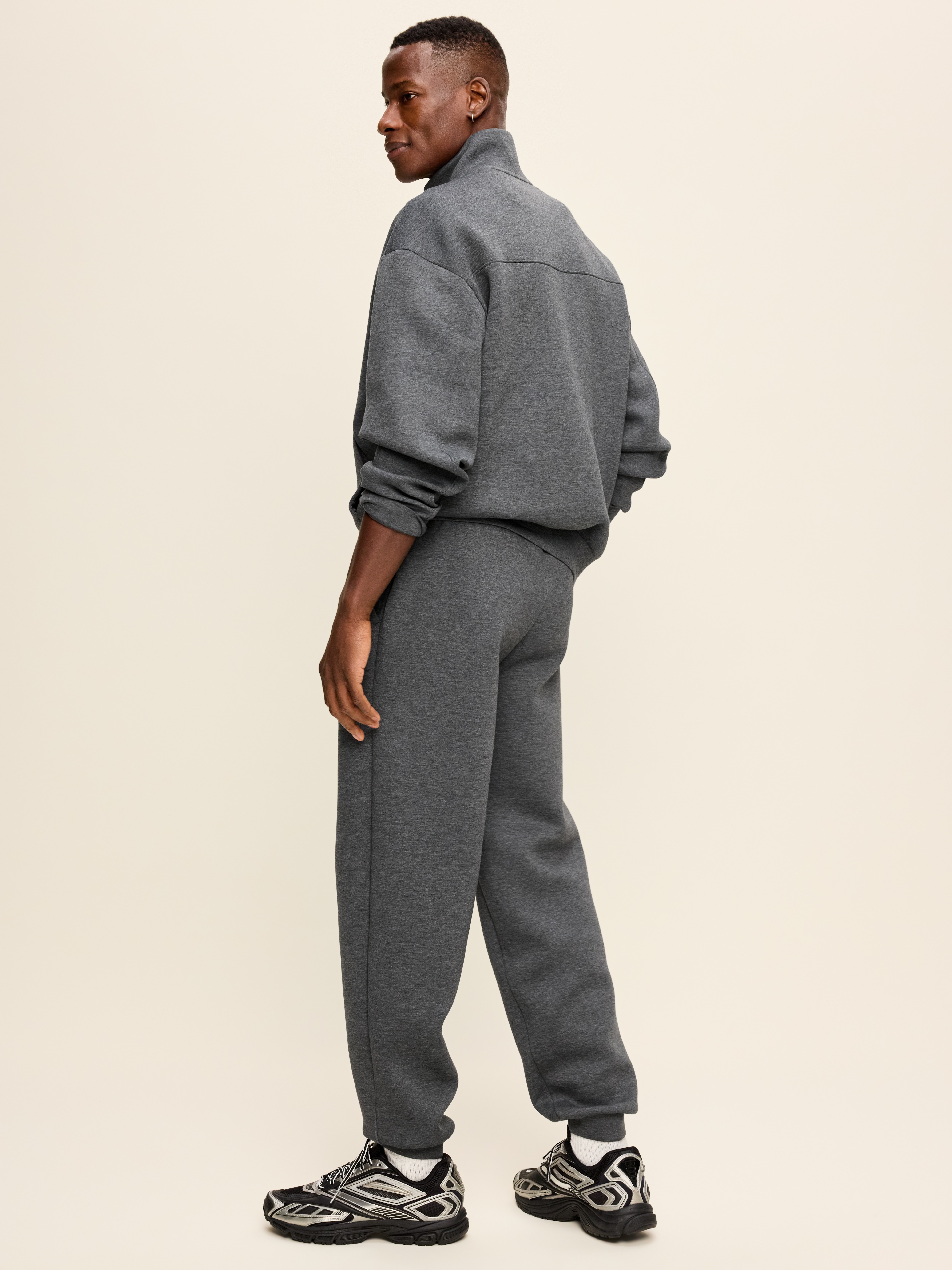 Bounce Fleece Baggy Jogger Sweatpants - Dark Heather Gray - 3