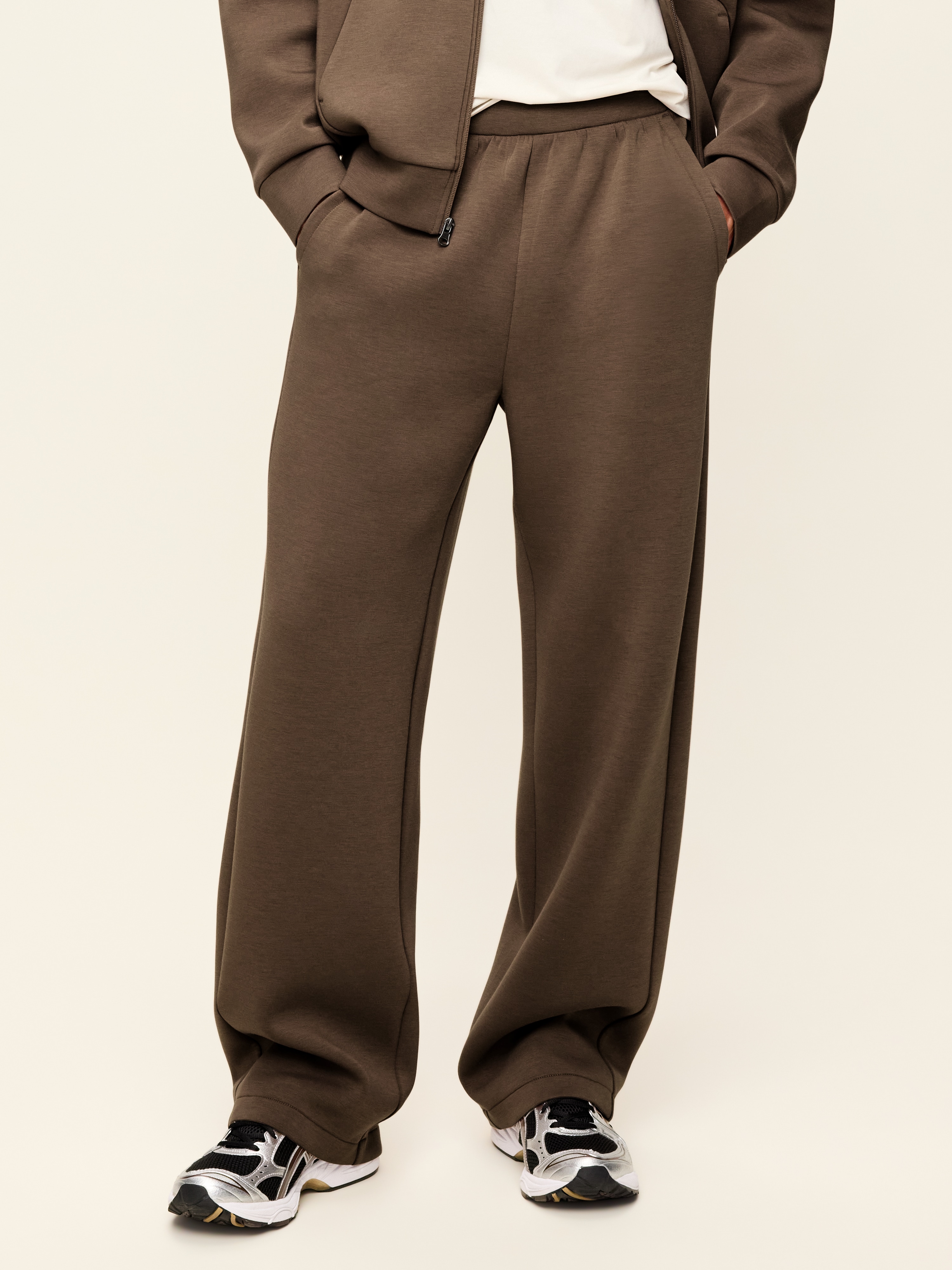 Bounce Fleece Baggy Sweatpants - Saddle Brown - 1