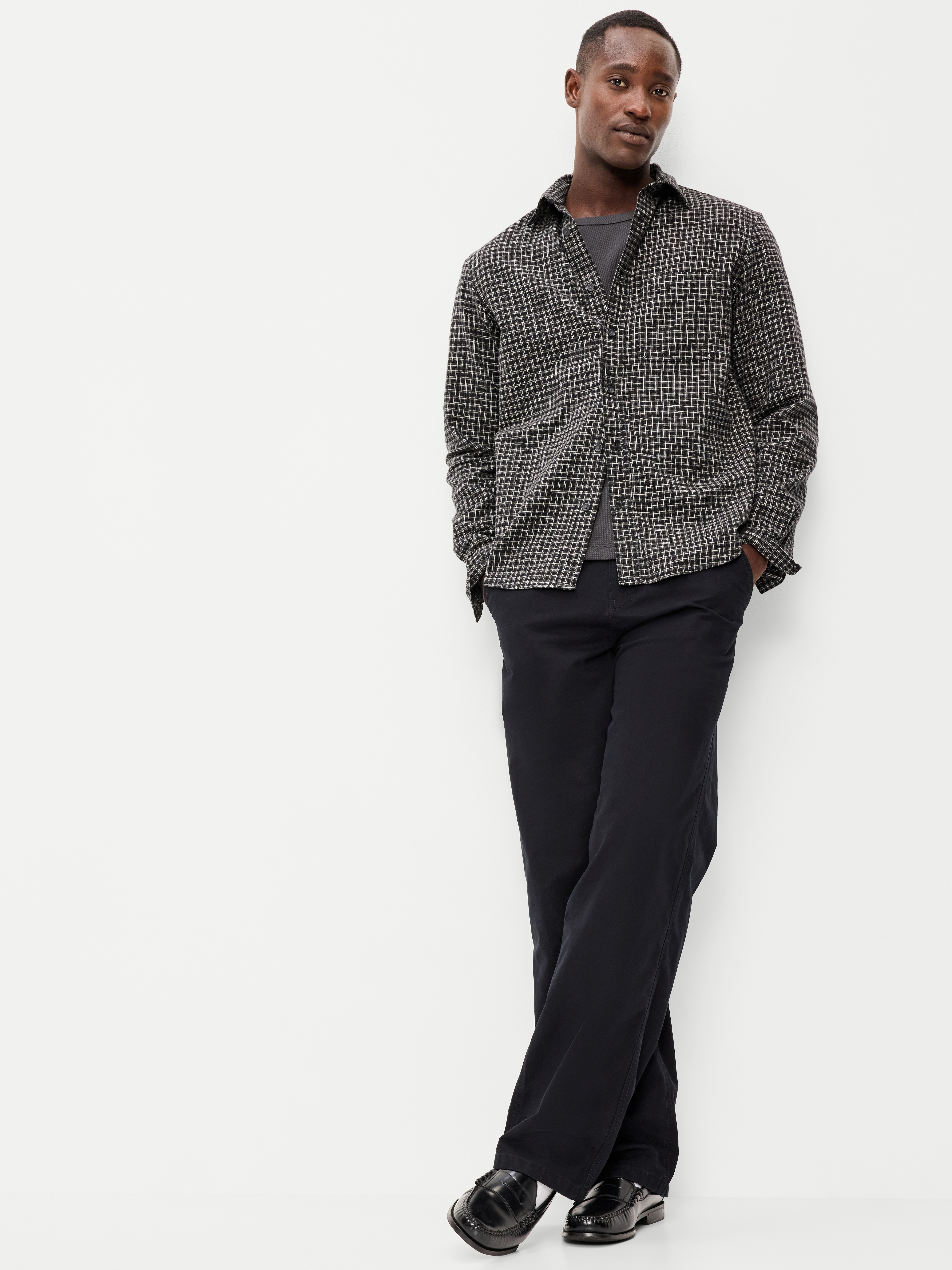 Relaxed Long-Sleeve Flannel Pocket Shirt - Black Check - 3
