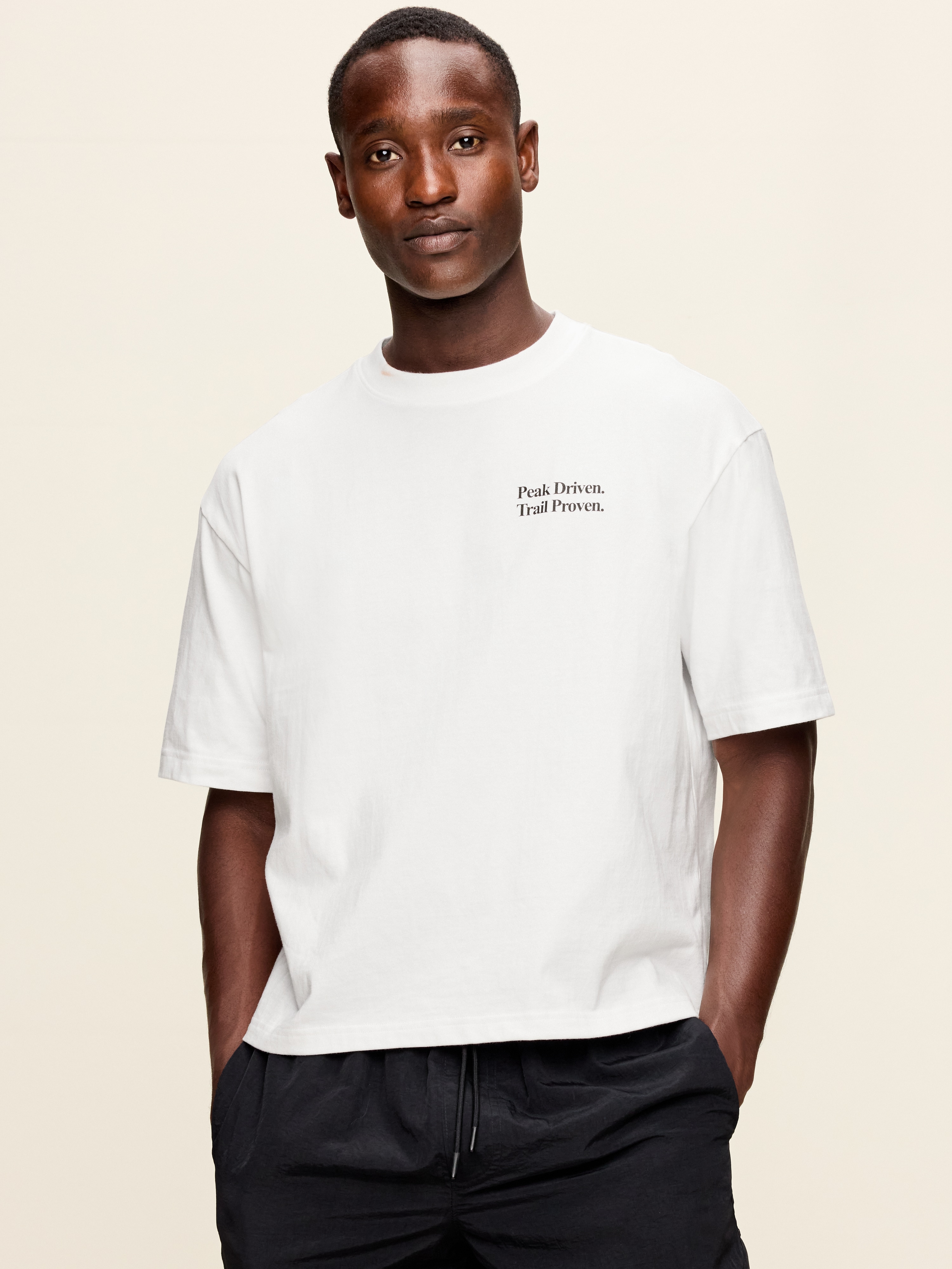 Lived-In Pro Short-Sleeve Graphic T-Shirt - White Lilies - 1