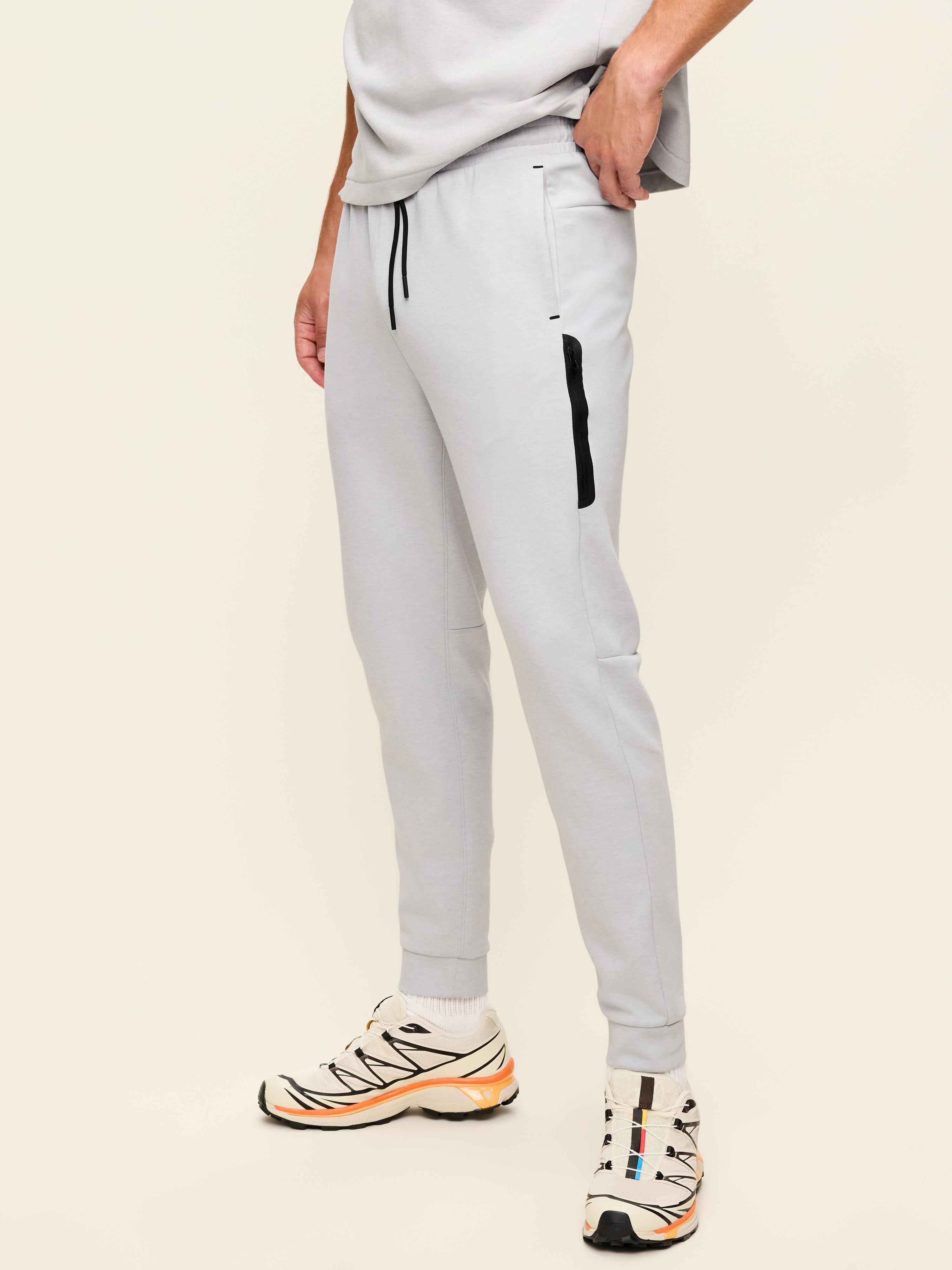 Dynamic Fleece 4.0 Joggers - Light Heather Gray - 1