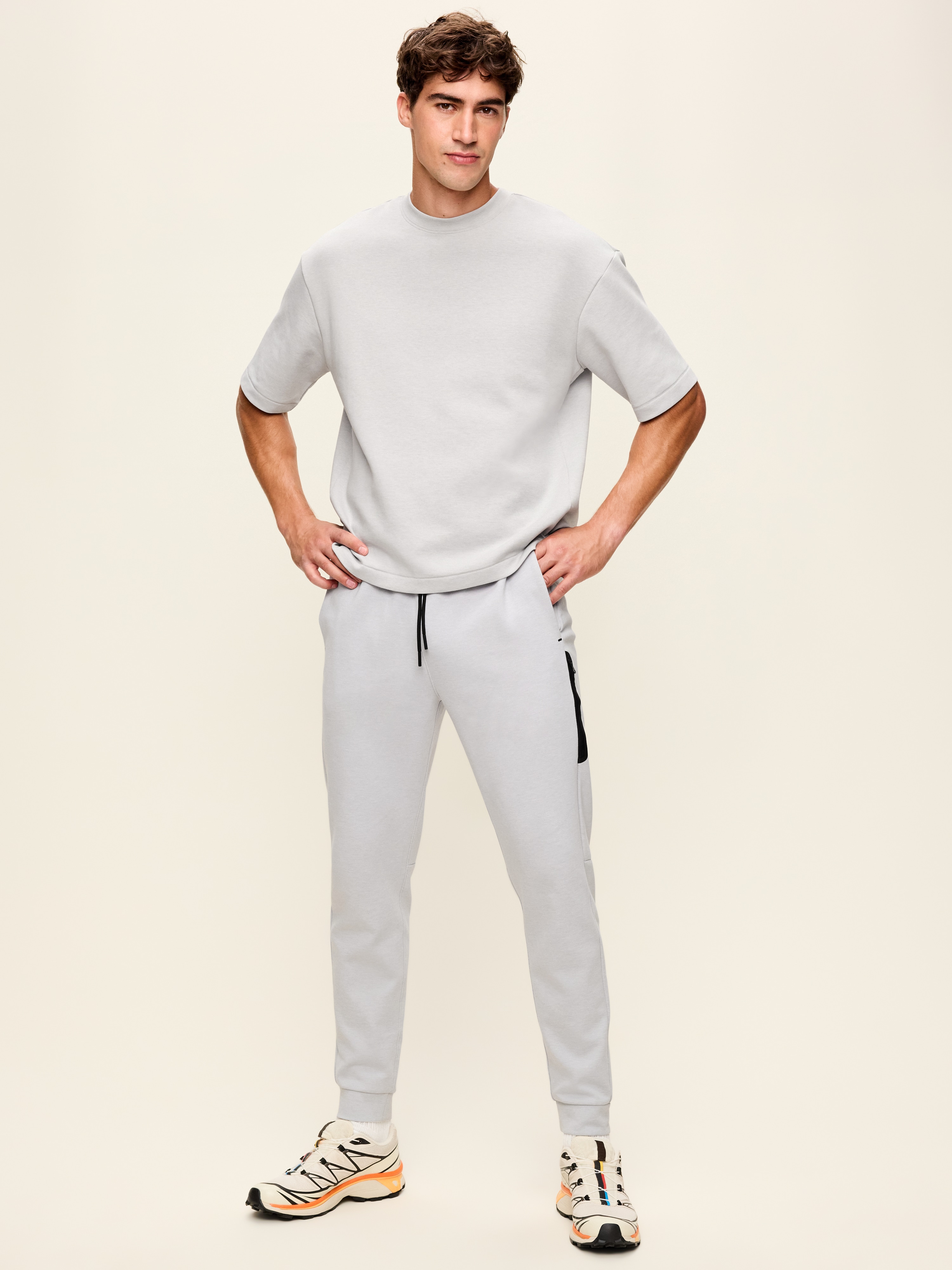 Dynamic Fleece 4.0 Joggers - Light Heather Gray - 2