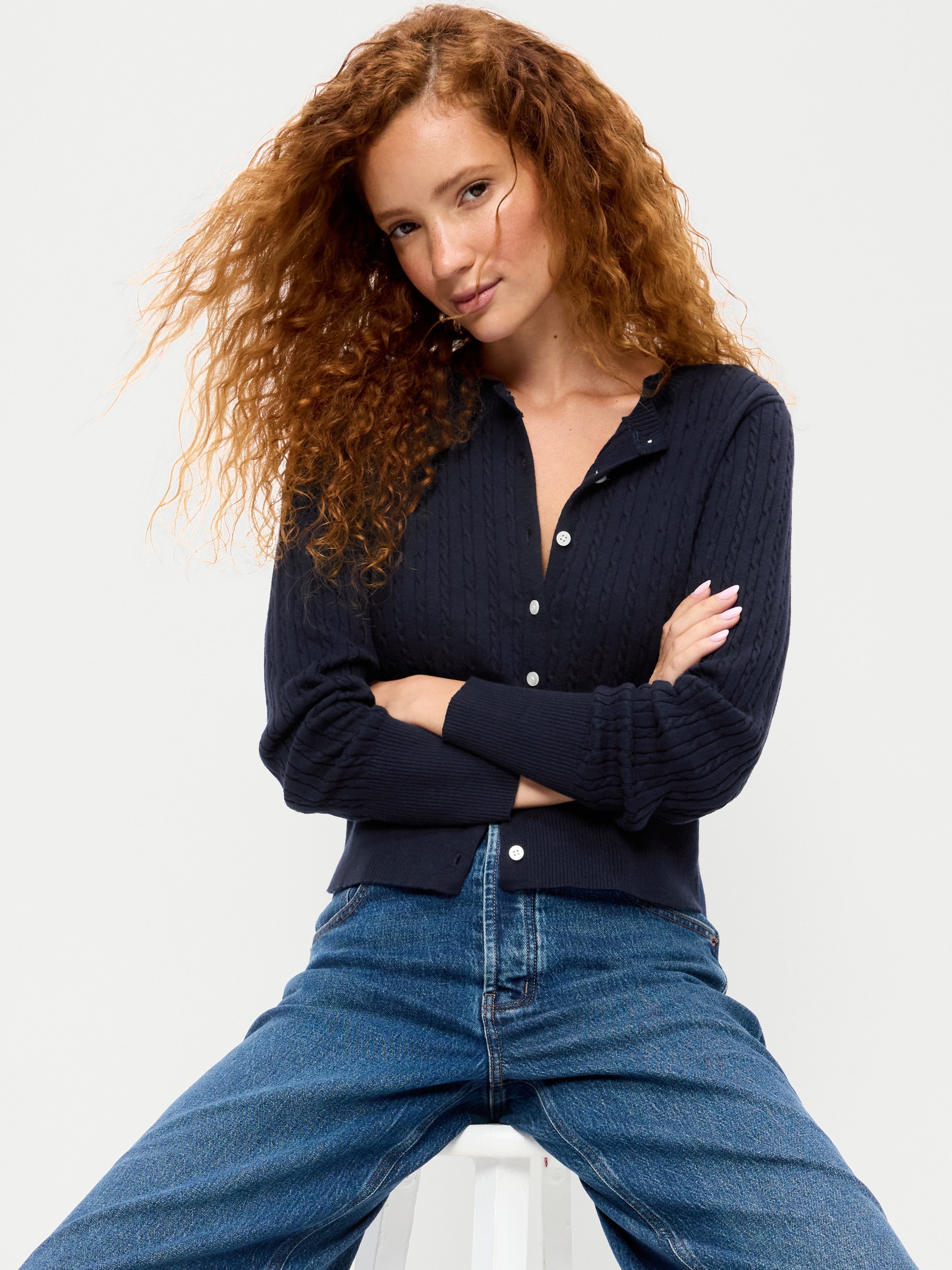 SoSoft Cropped Crew-Neck Cardigan - In the Navy - 3