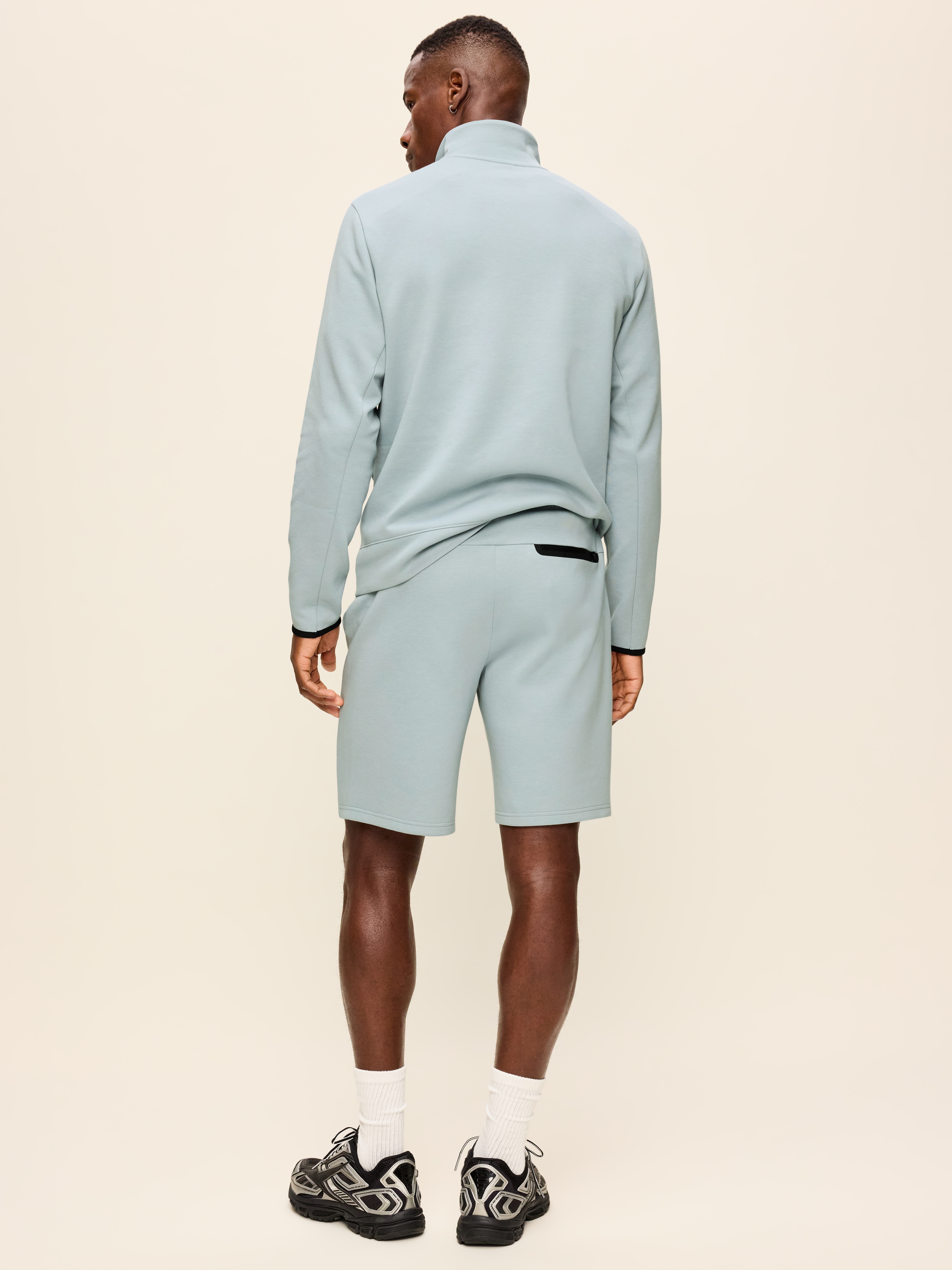 Dynamic Fleece 4.0 Shorts -- 8-inch inseam - CROSSROADS - 3