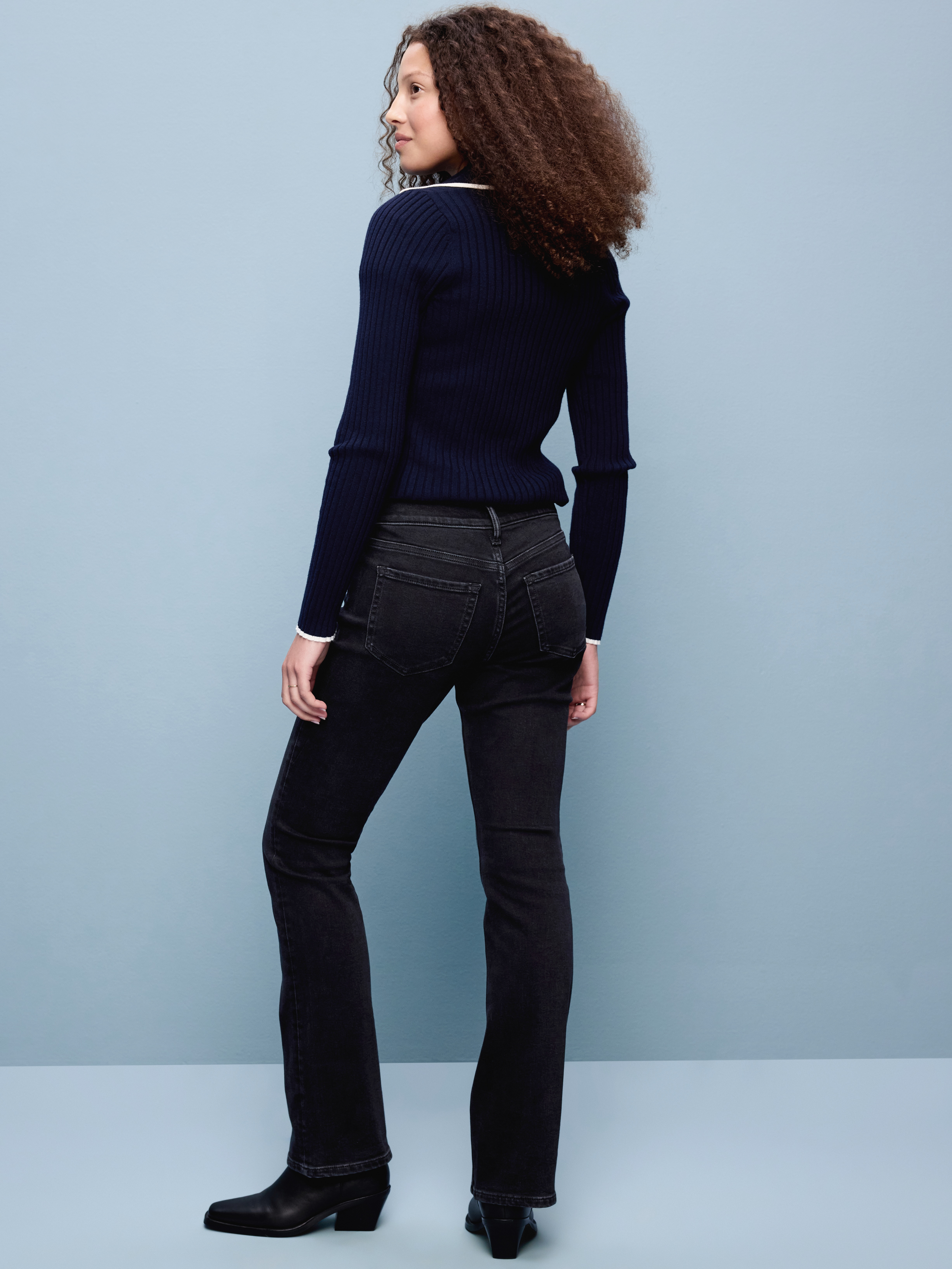 Low-Rise Boot-Cut Jeans - Bobby Jo - 3