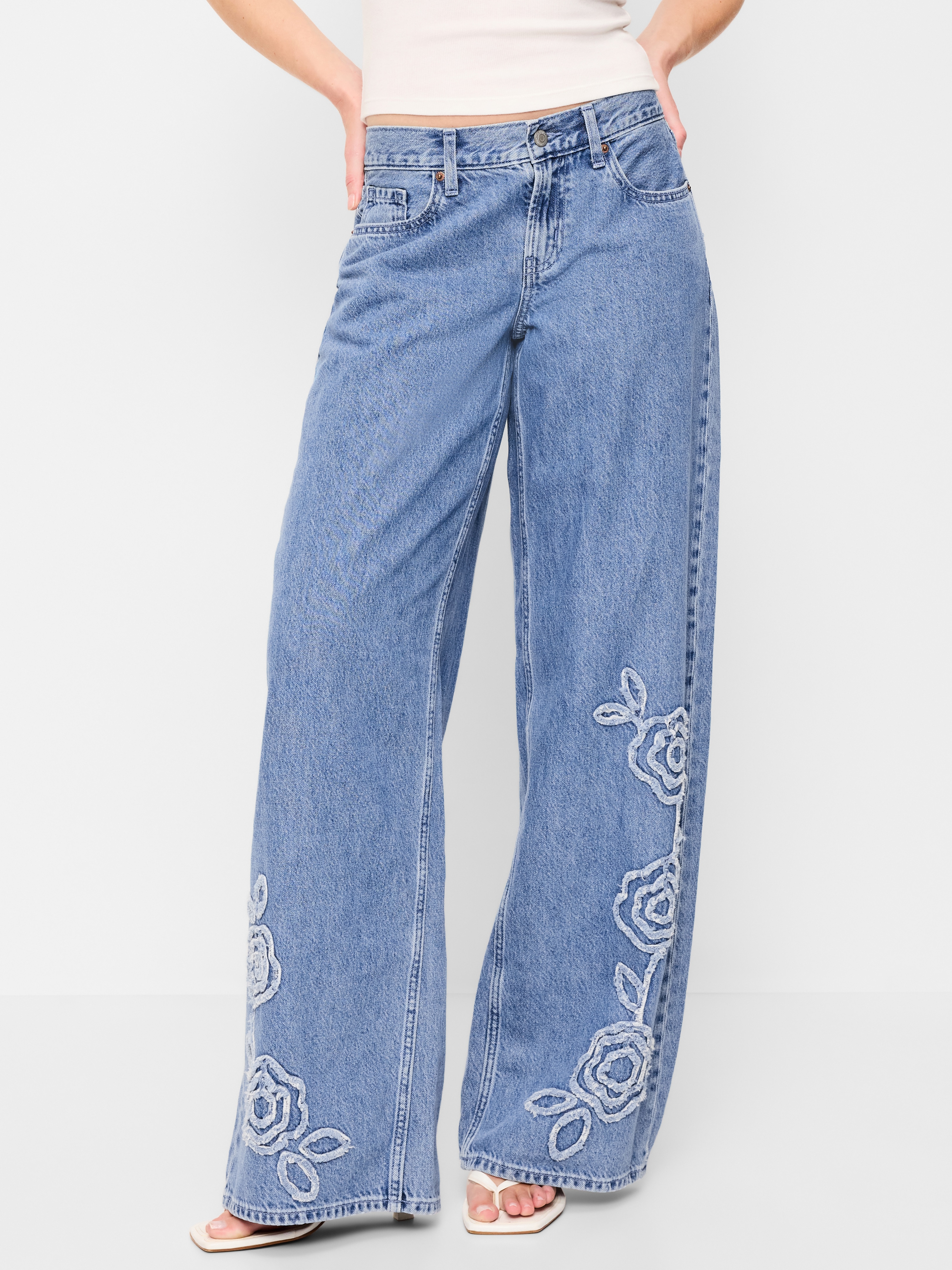 Low-Rise Baggy Wide-Leg Jeans - Medium Indigo - 2