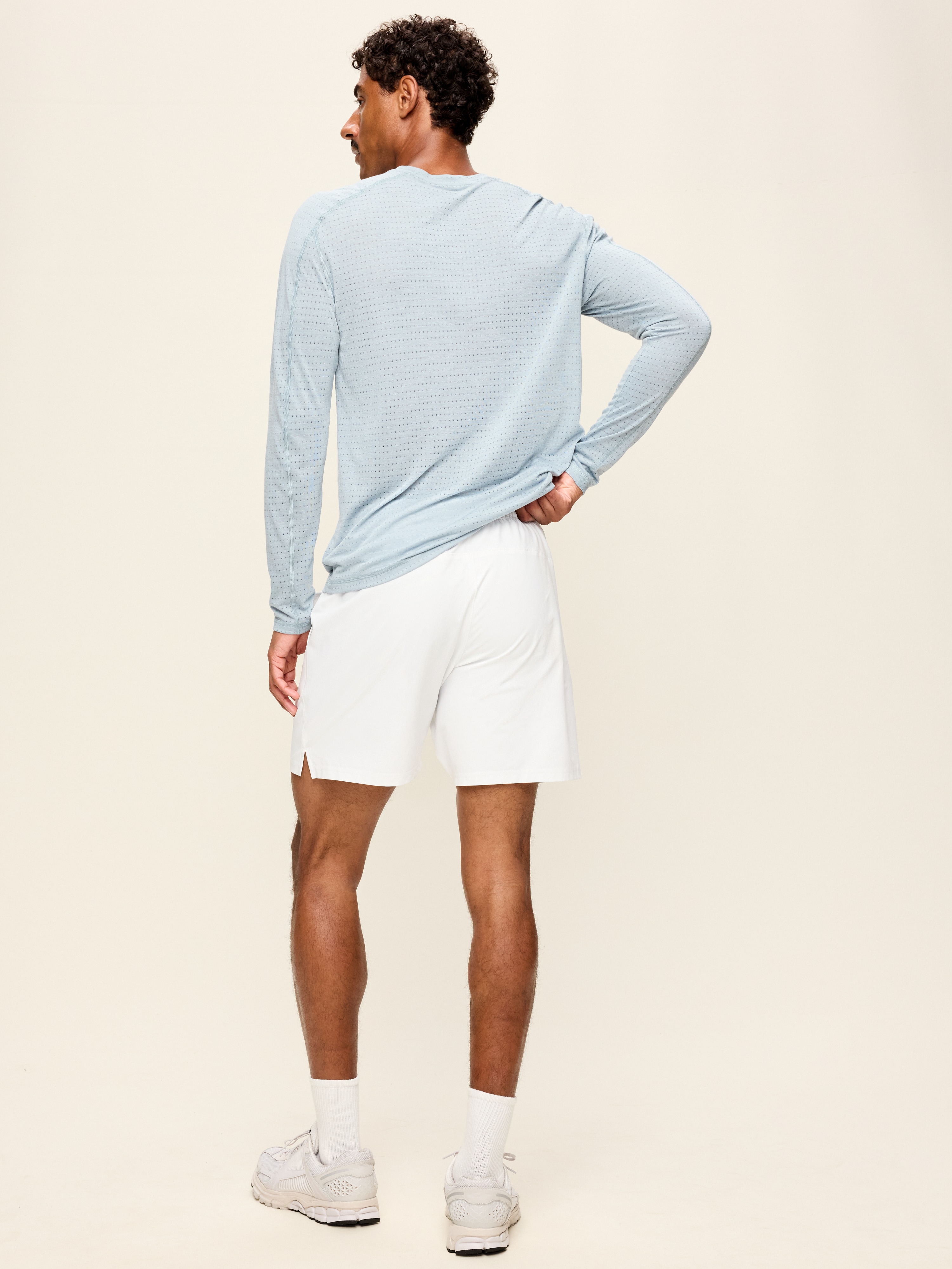 StretchTech Workout Shorts -- 7-inch inseam - White Lilies - 4
